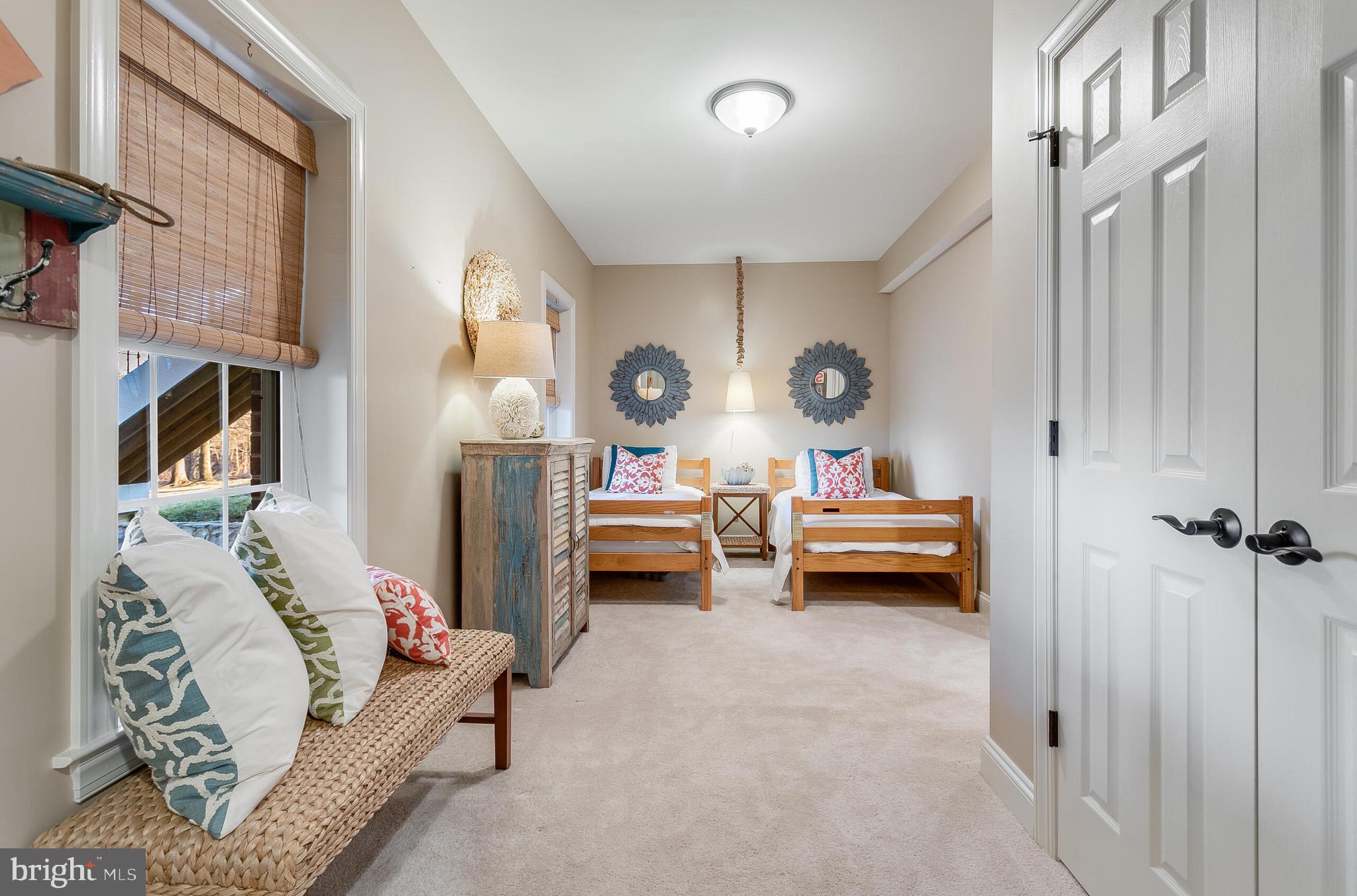 STONELEIGH - Residential