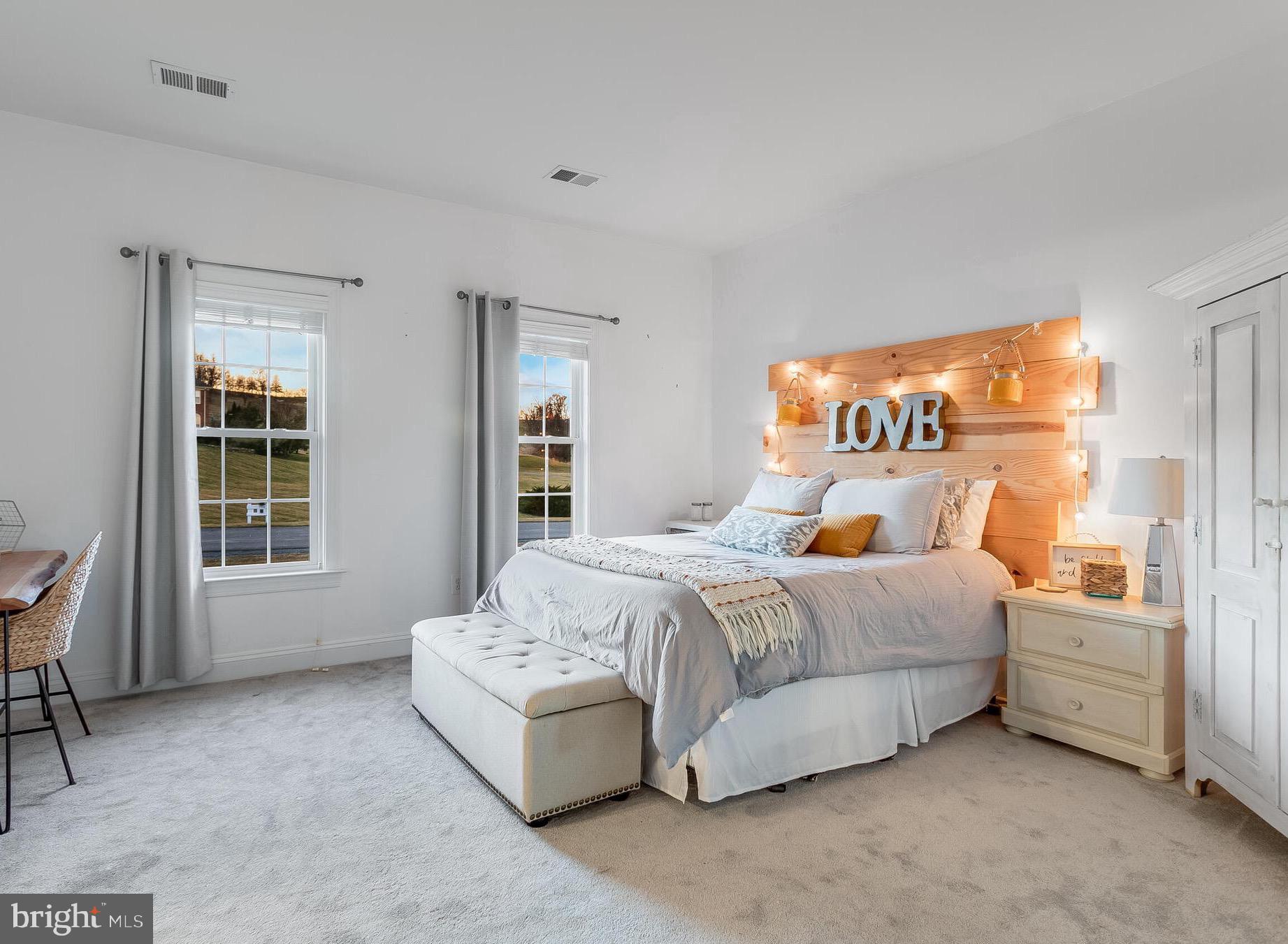 STONELEIGH - Residential