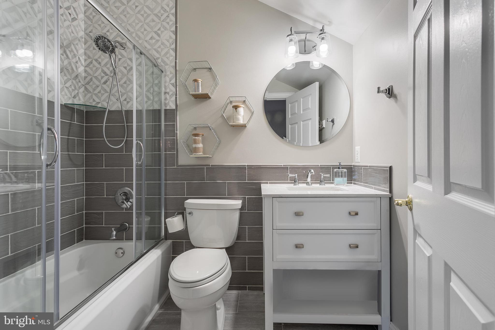 STONELEIGH - Residential