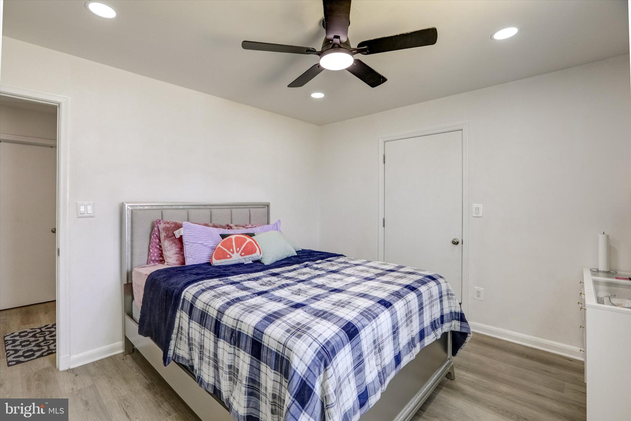 LYNNE ACRES - Residential