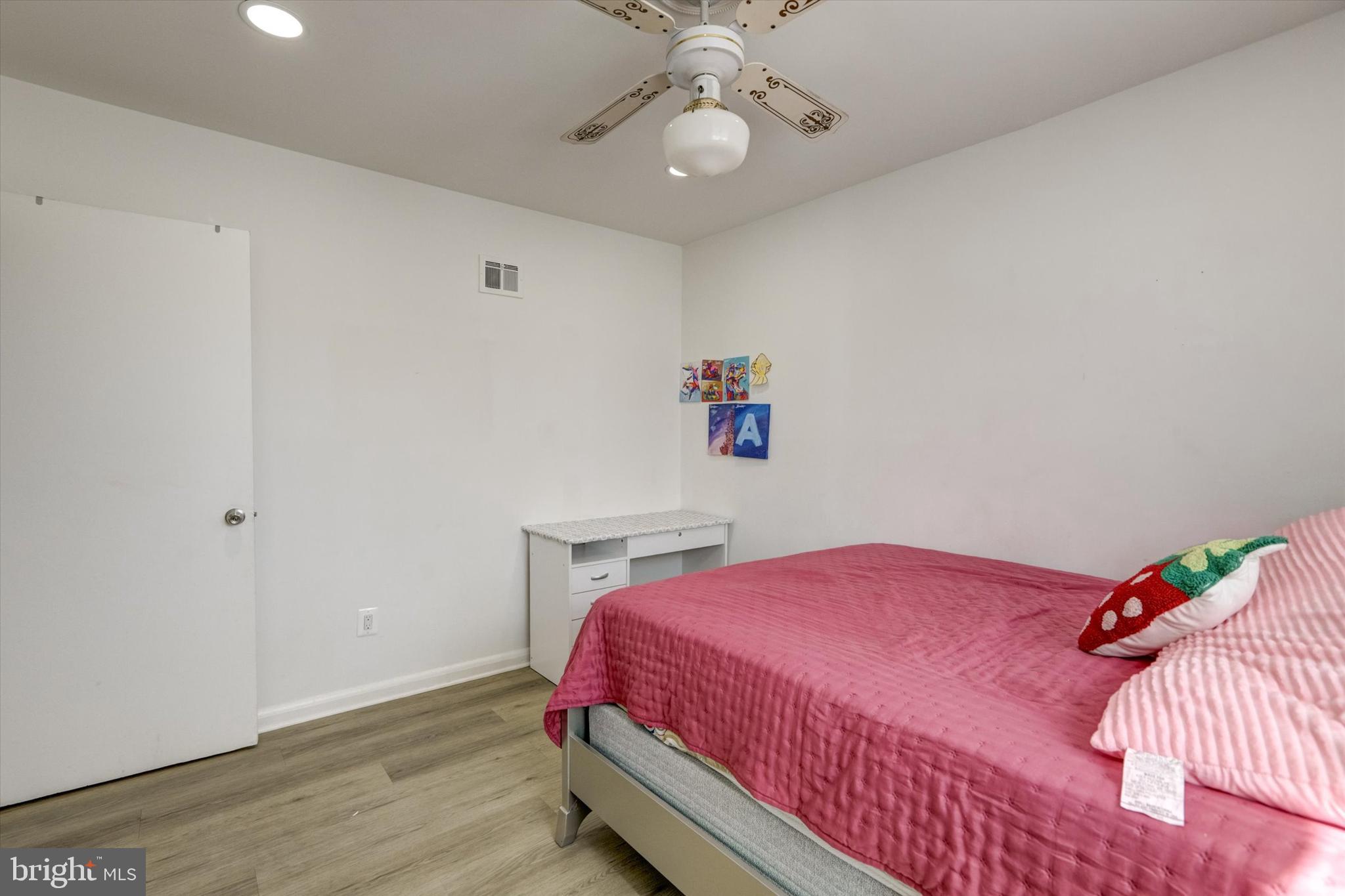 LYNNE ACRES - Residential