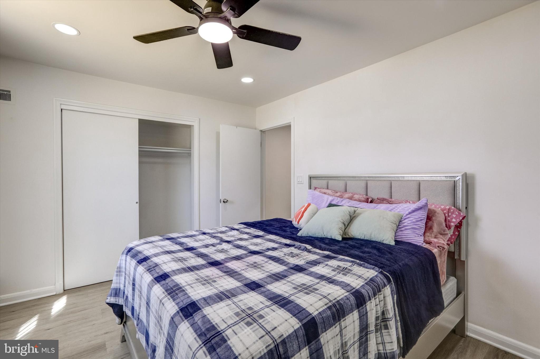 LYNNE ACRES - Residential