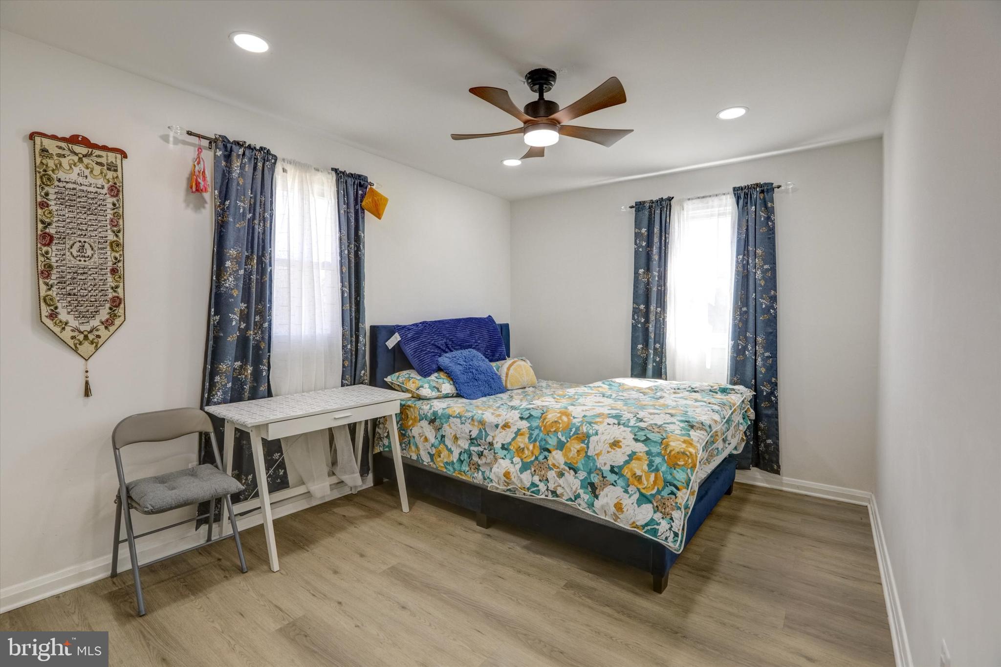 LYNNE ACRES - Residential