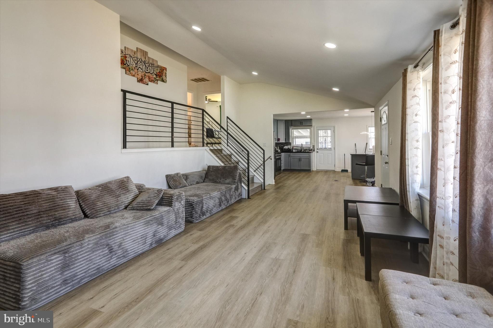 LYNNE ACRES - Residential