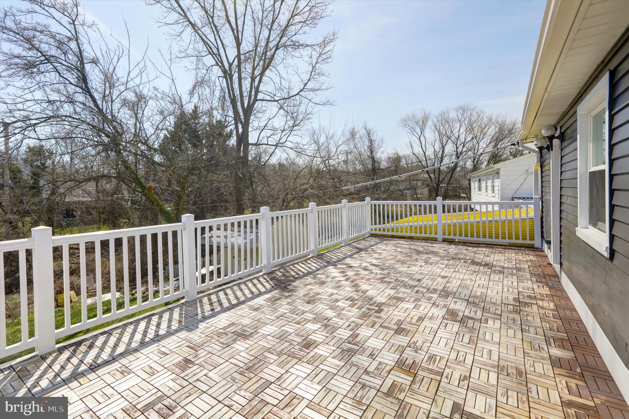 LYNNE ACRES - Residential