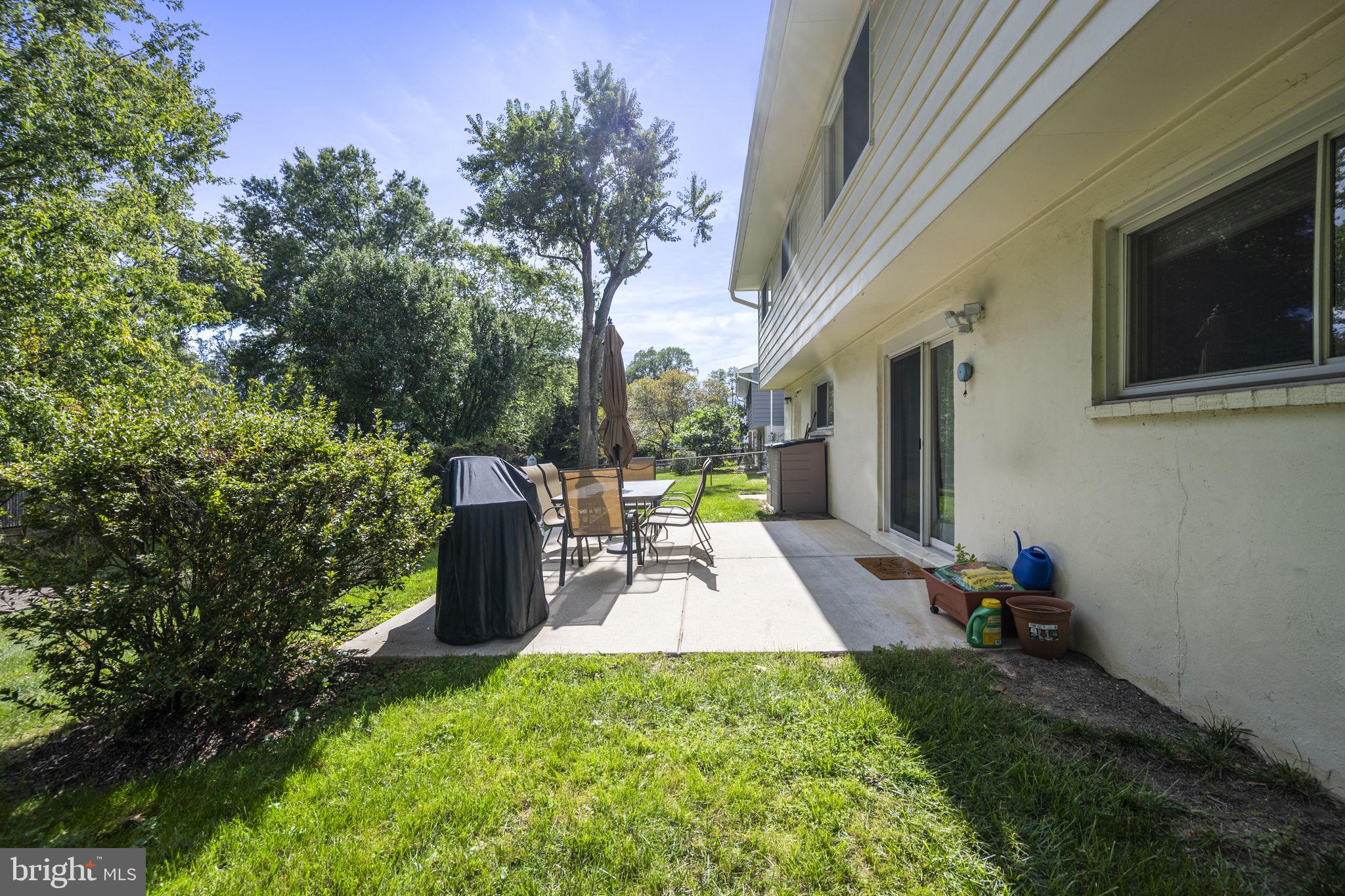 STONEWALL MANOR - Residential