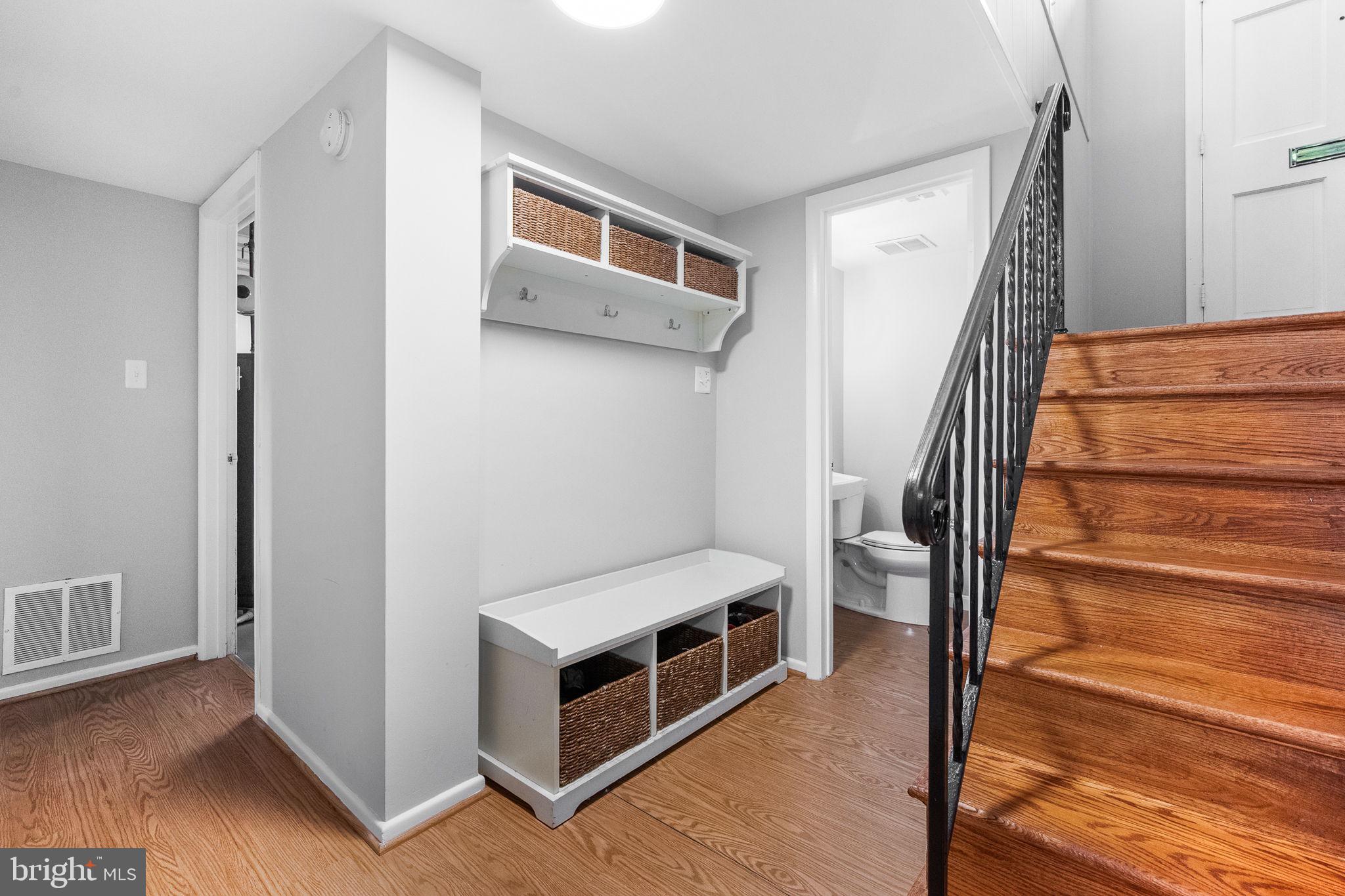 STONEWALL MANOR - Residential