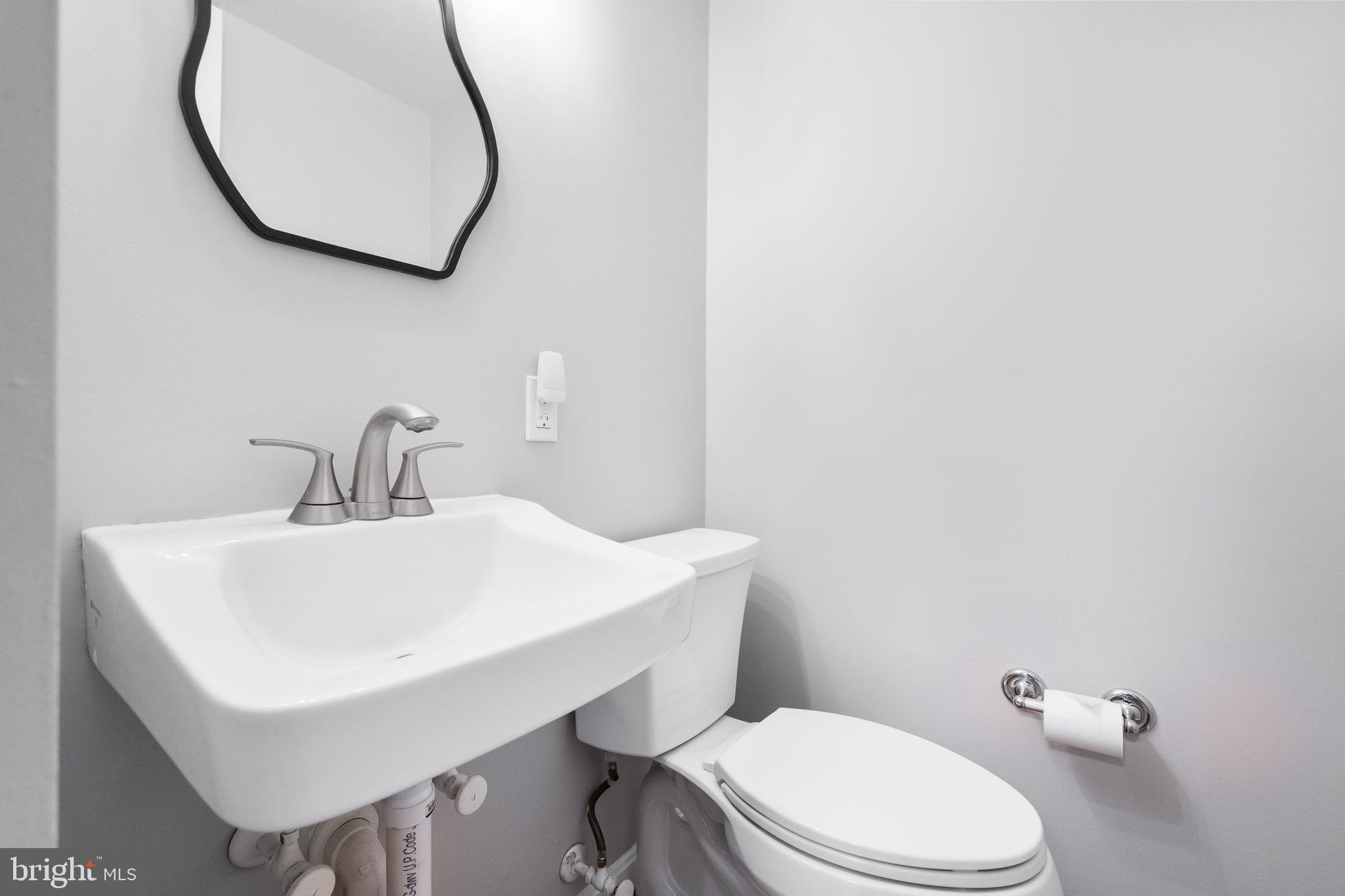 STONEWALL MANOR - Residential