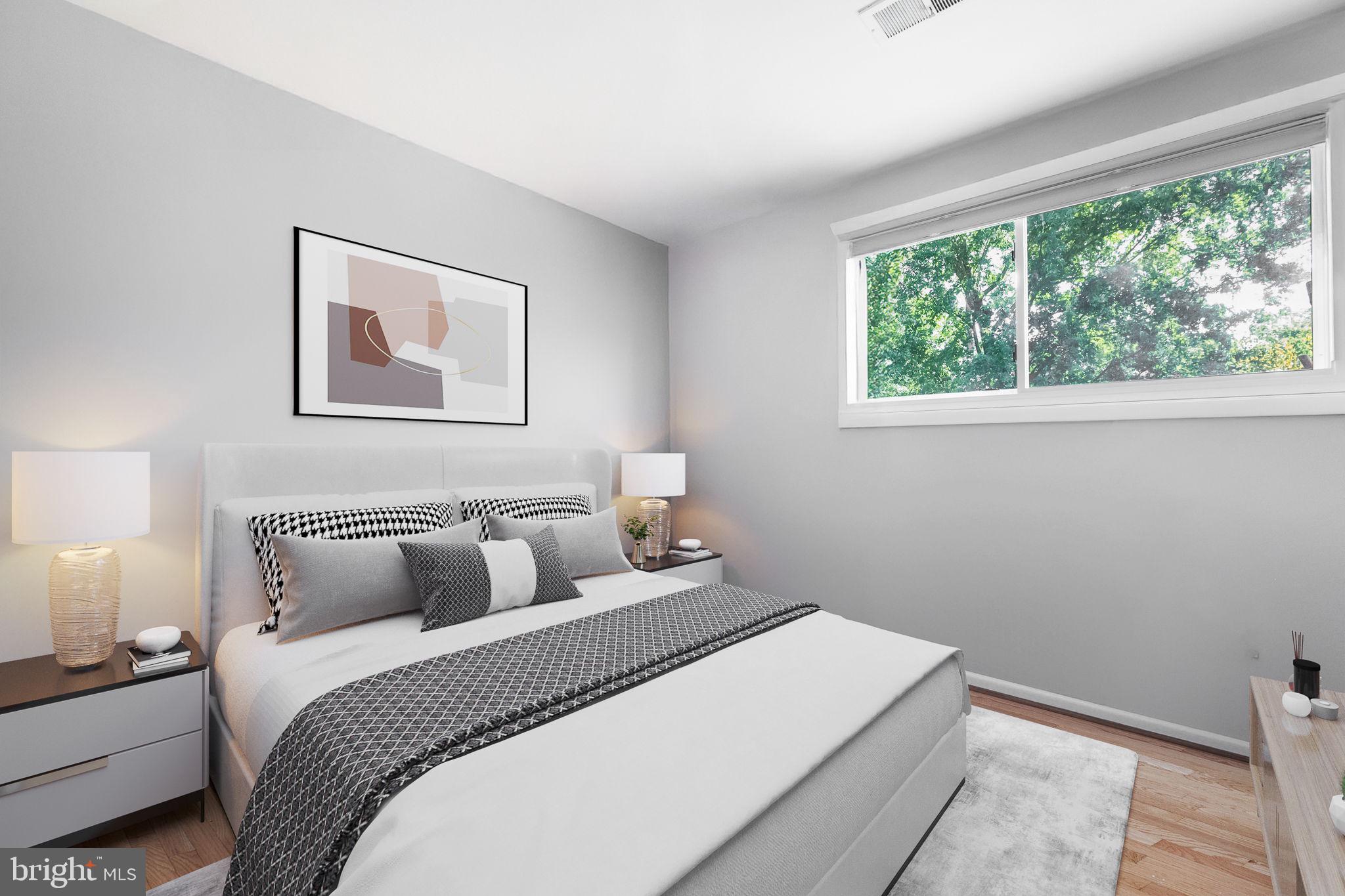 STONEWALL MANOR - Residential