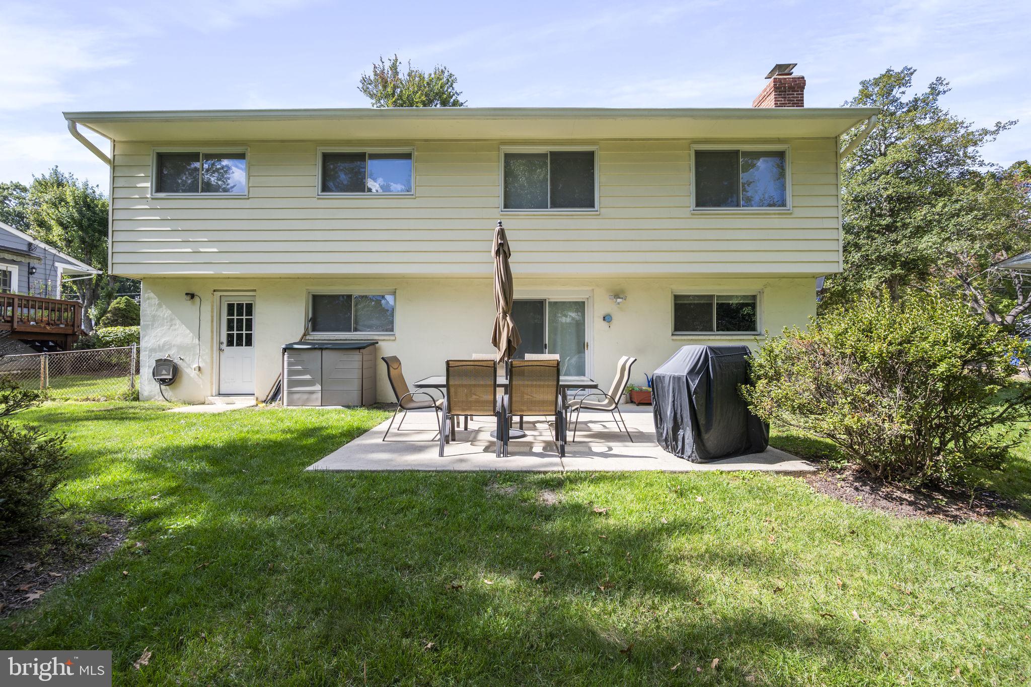 STONEWALL MANOR - Residential