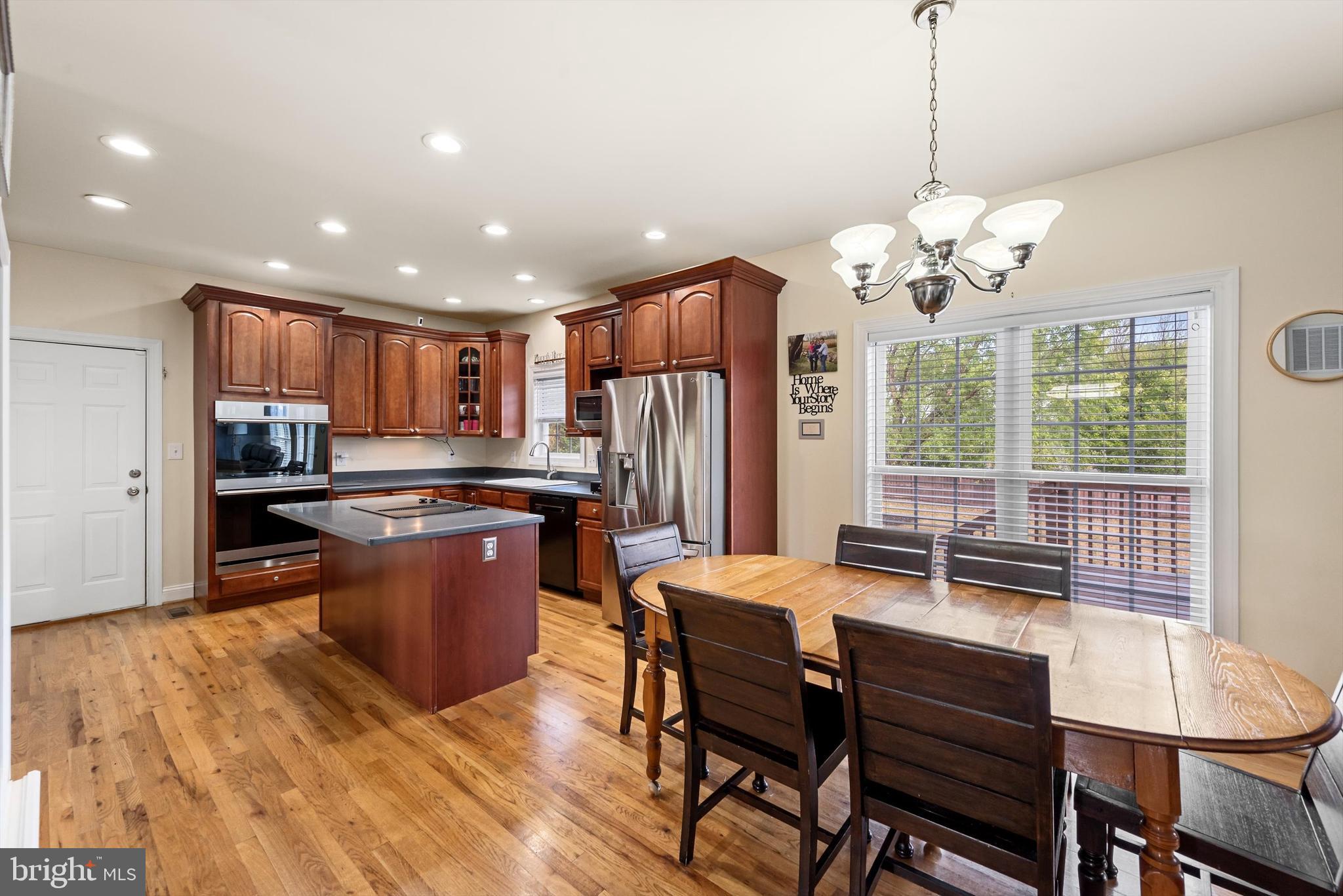 CANTER ESTATES - Residential