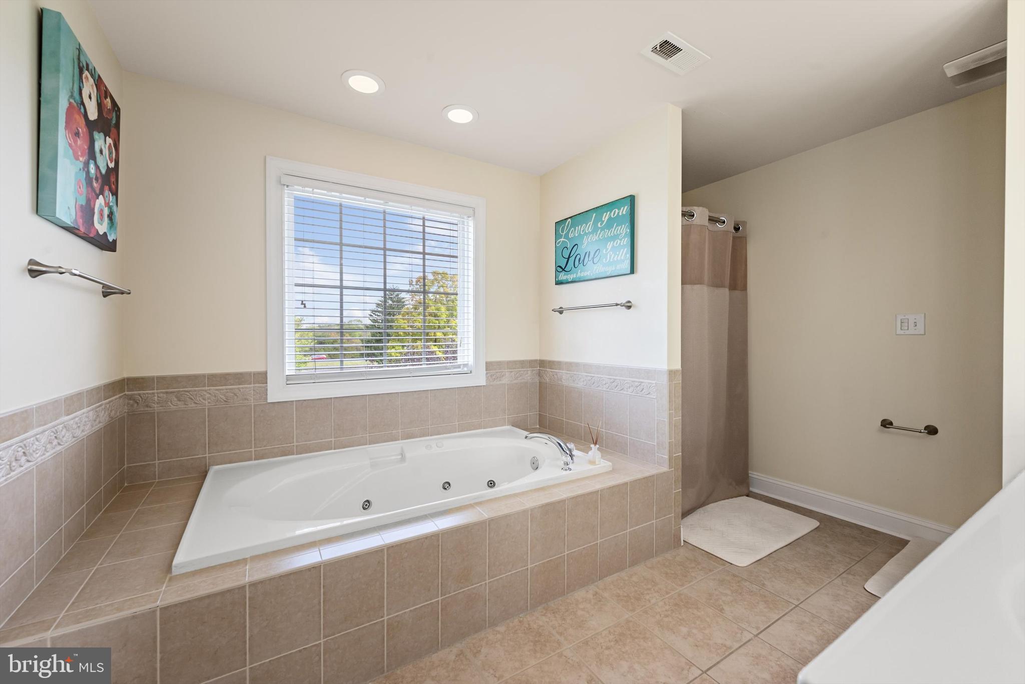 CANTER ESTATES - Residential