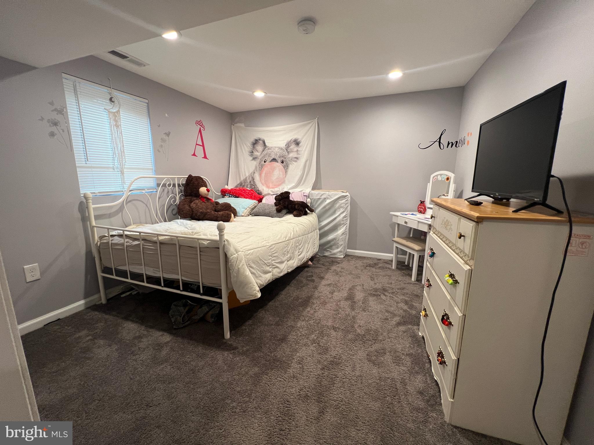 AUTH VILLAGE - Residential