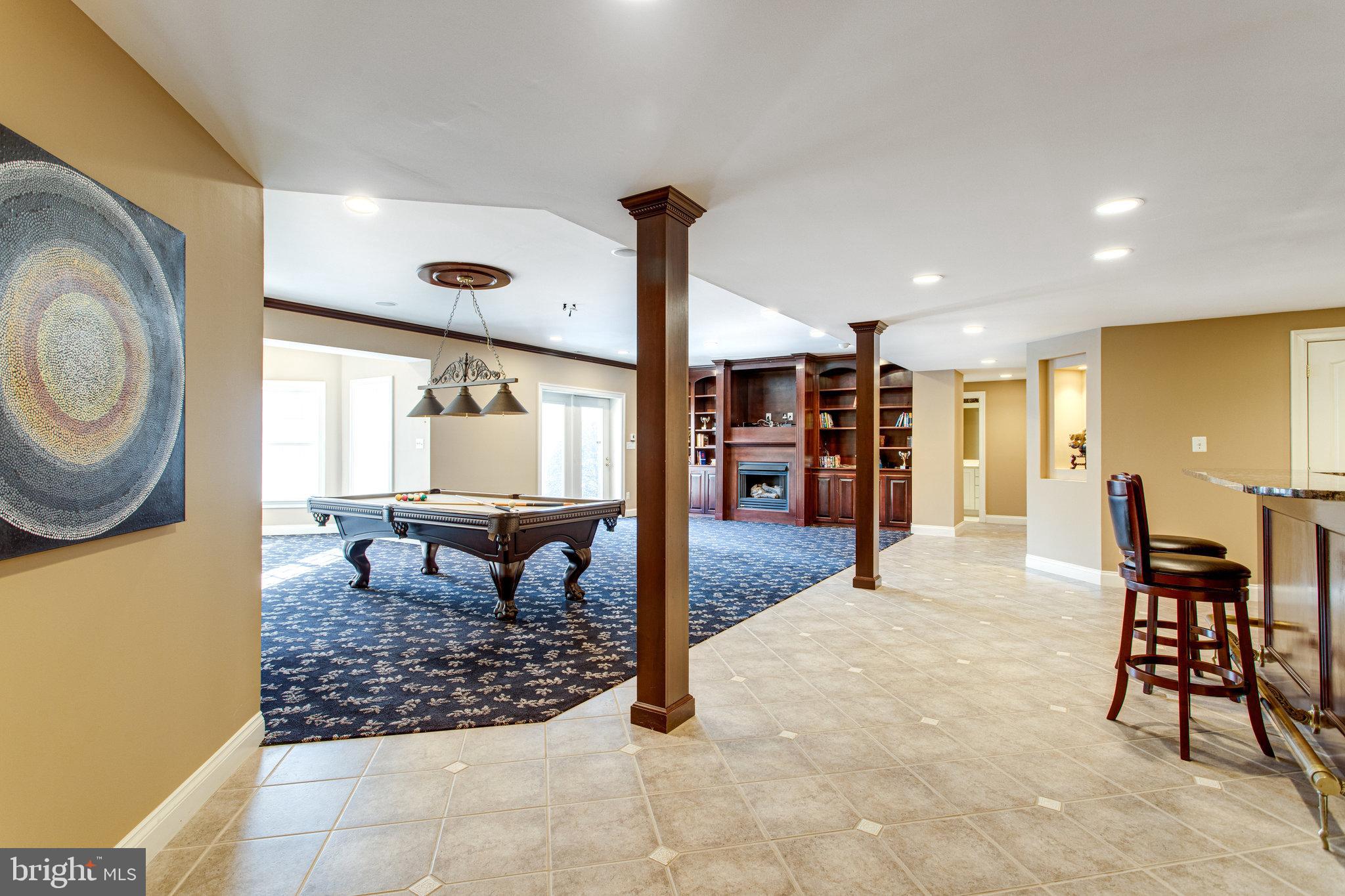 MCLEAN FALLS AT CHINQUAP - Residential Lease