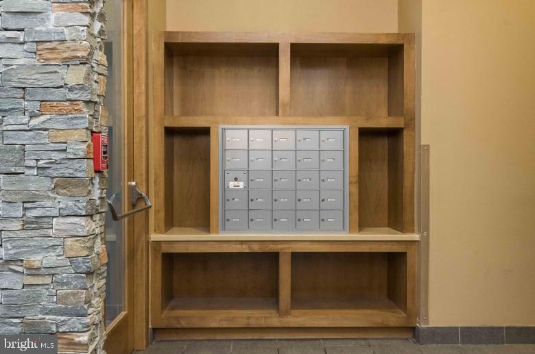 RITTENHOUSE SQUARE - Residential Lease