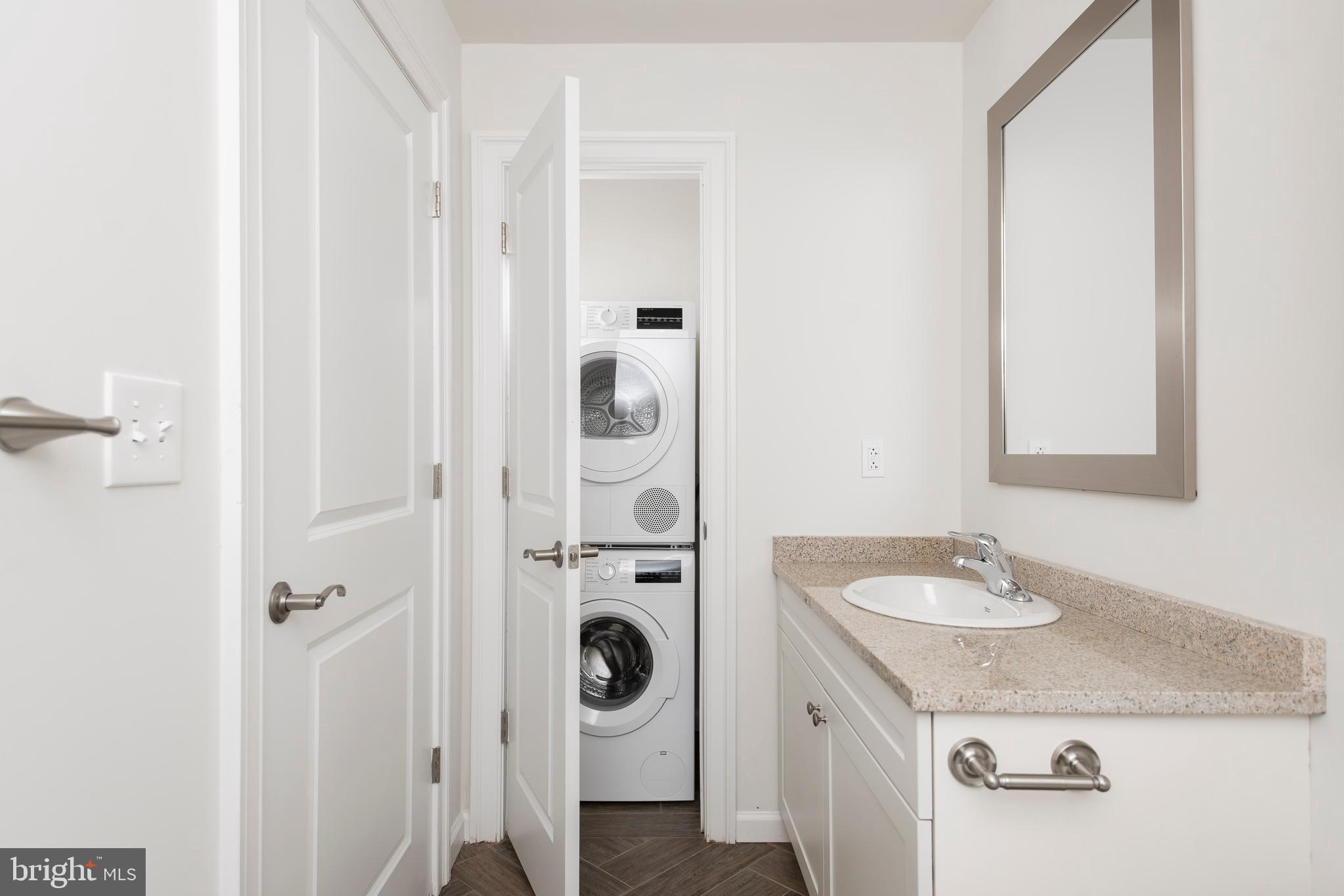 RITTENHOUSE SQUARE - Residential Lease