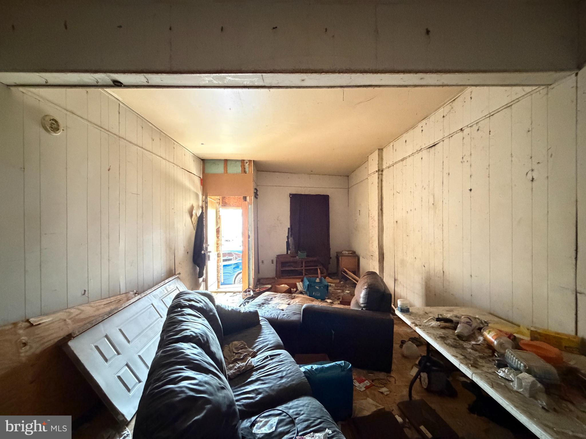 MILL HILL - Residential