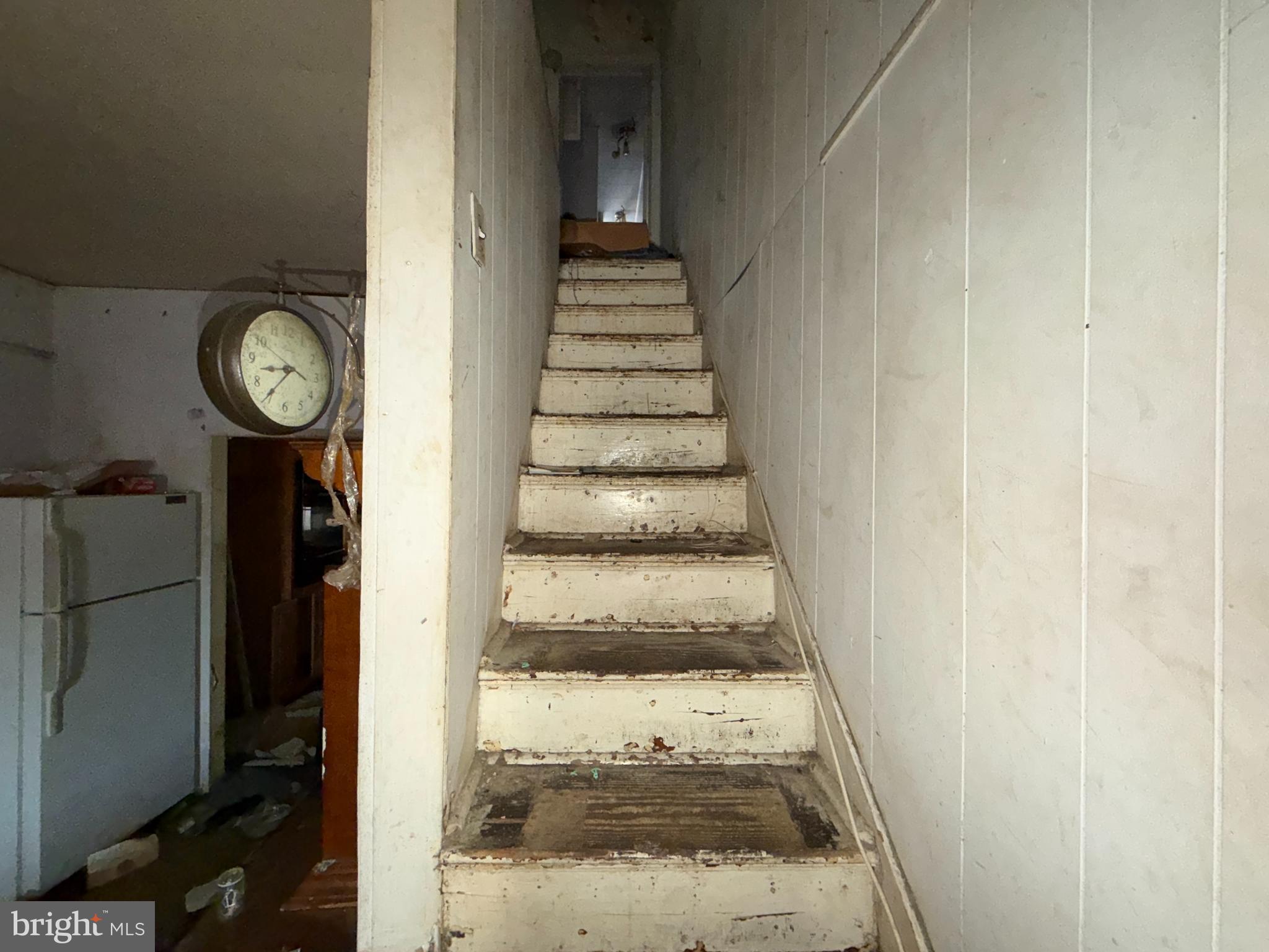 MILL HILL - Residential