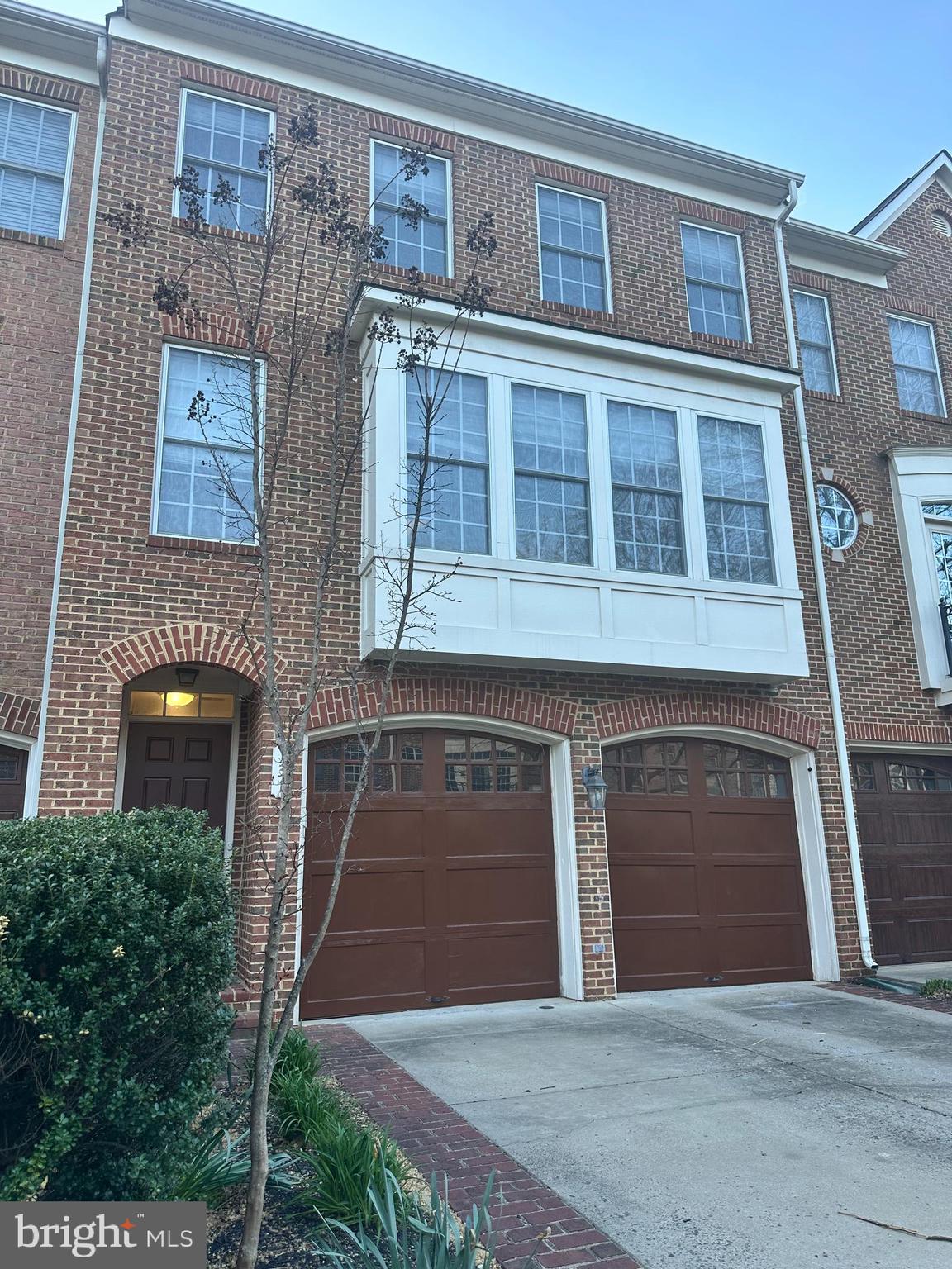 VILLAGE AT HERNDON MILLS - Residential Lease