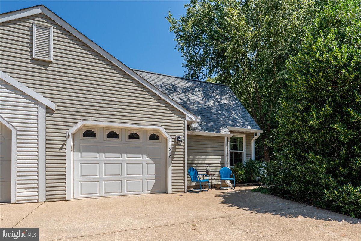 11602 SARRINGTON COURT