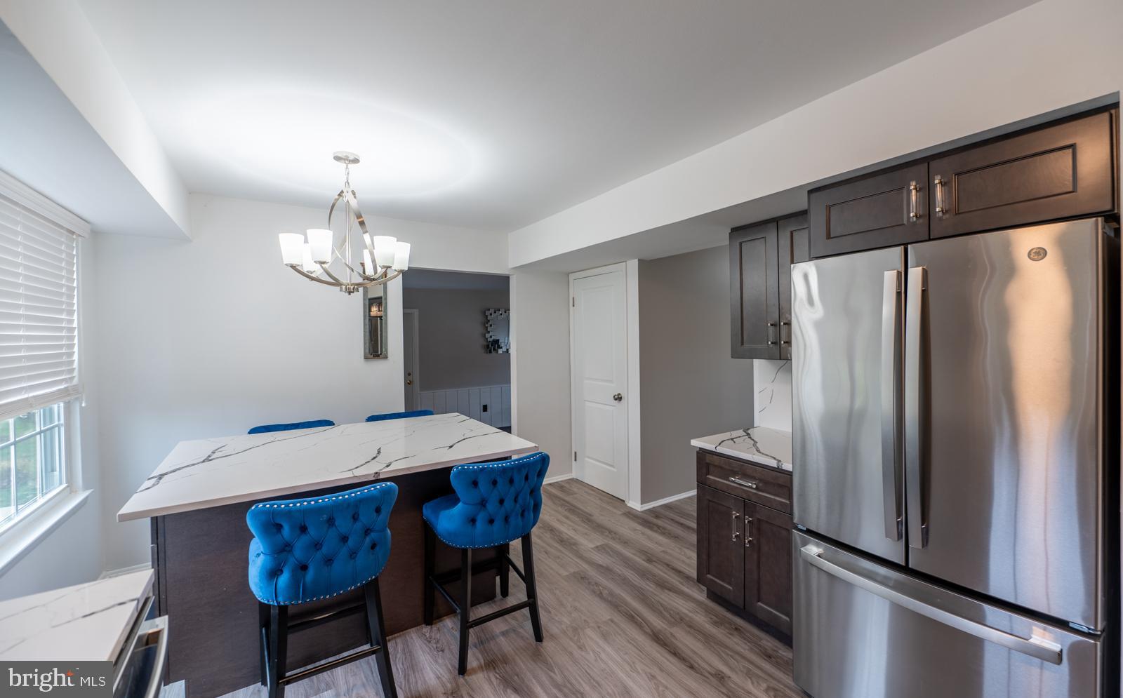 OXFORD GLEN - Residential