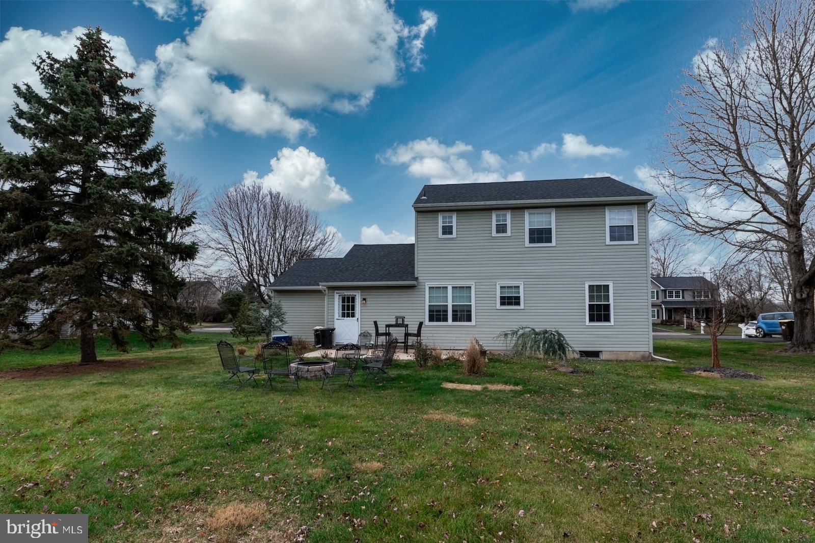 OXFORD GLEN - Residential