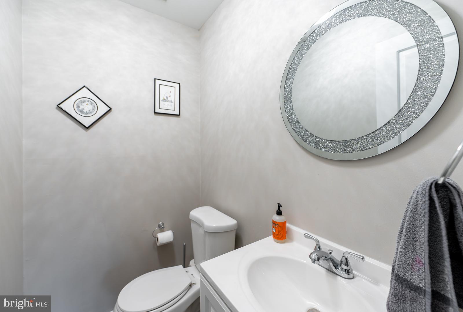 OXFORD GLEN - Residential