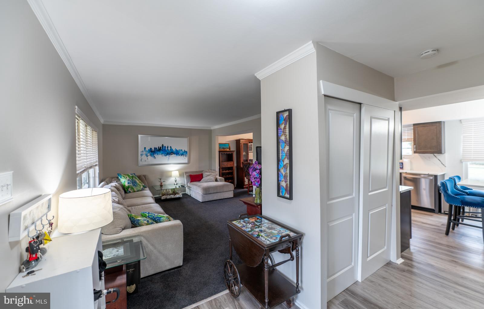 OXFORD GLEN - Residential