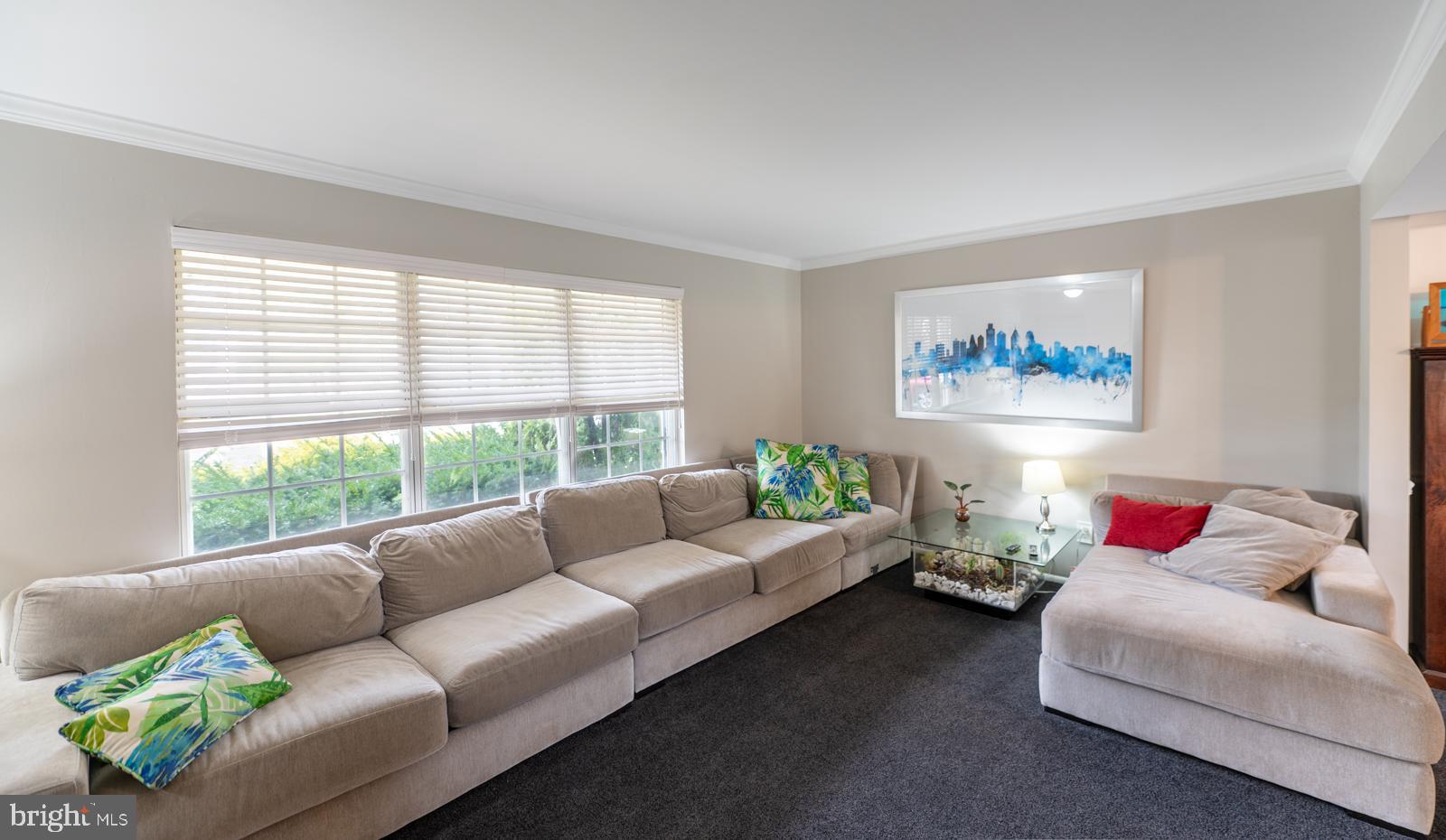 OXFORD GLEN - Residential