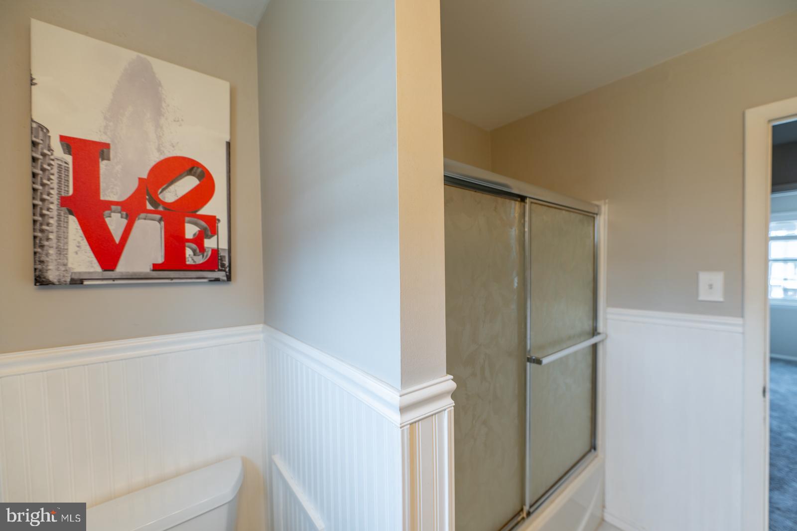 OXFORD GLEN - Residential