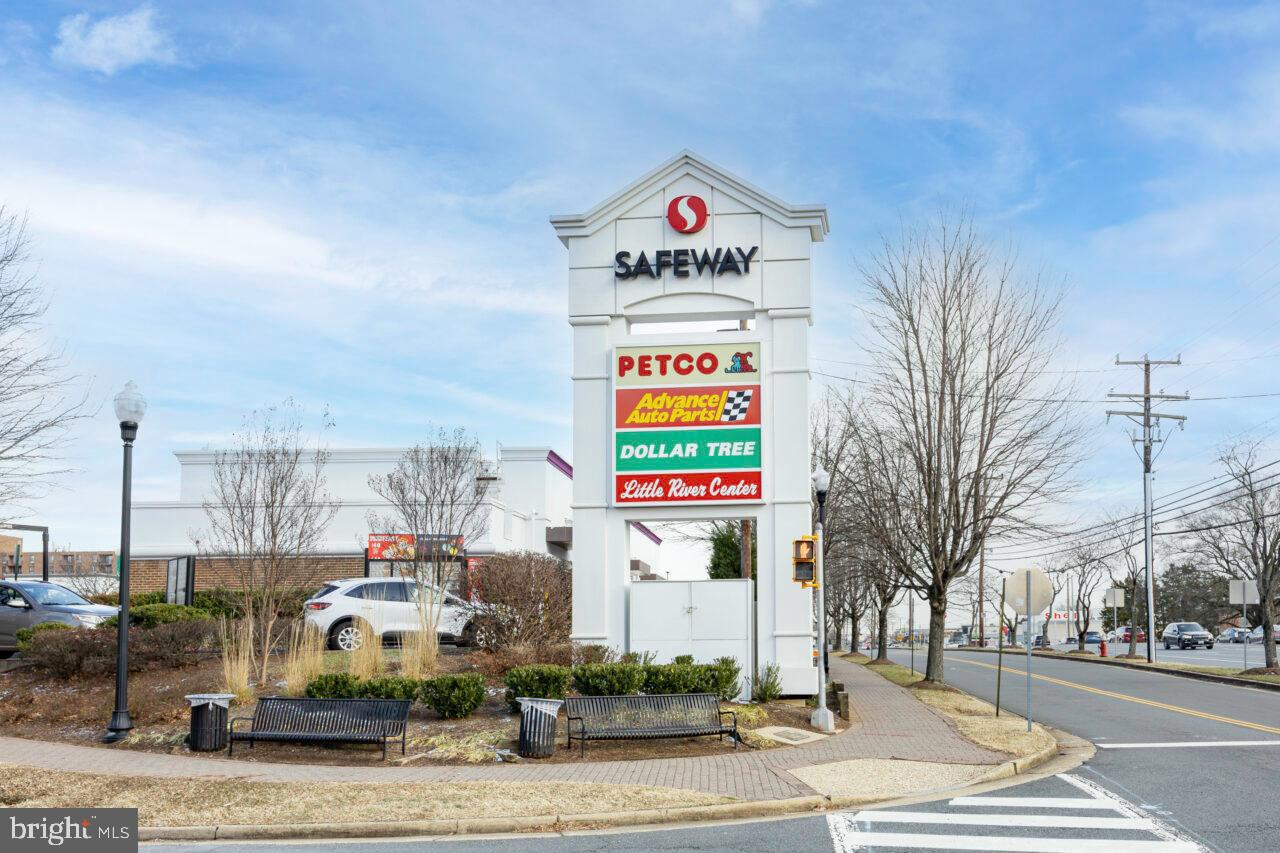 HERITAGE COURT - Residential