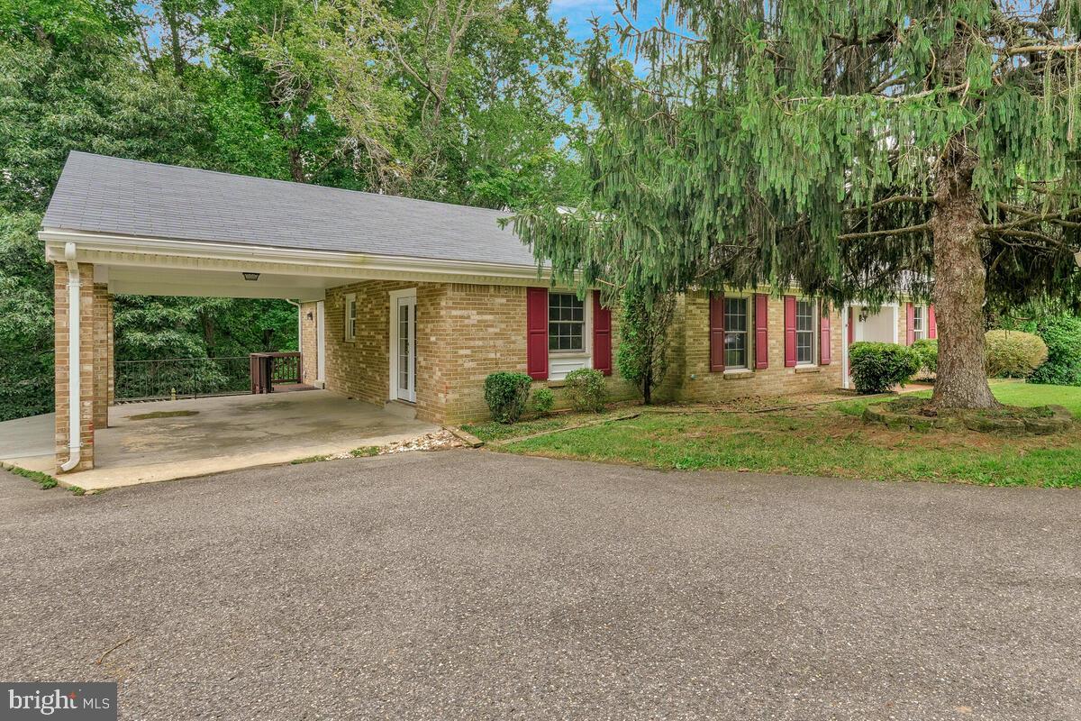 5509 LITTLE BROOK DRIVE