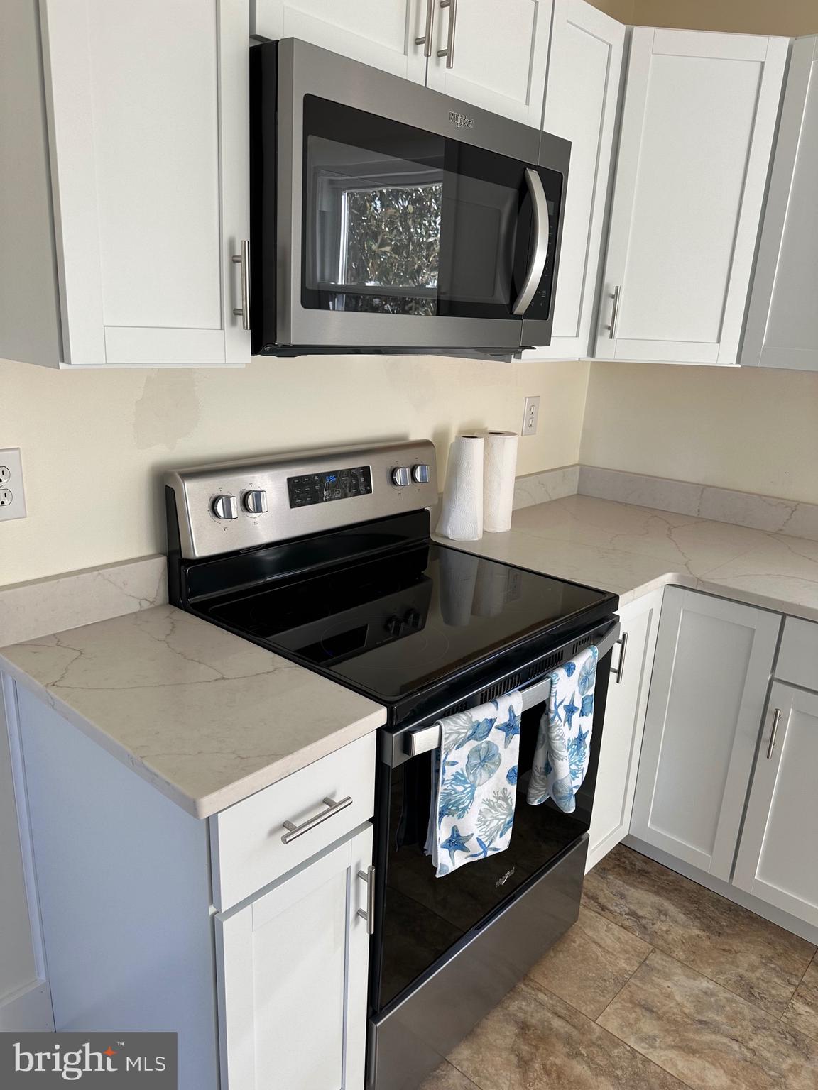 GREENBRIAR VILLAGE - Residential Lease