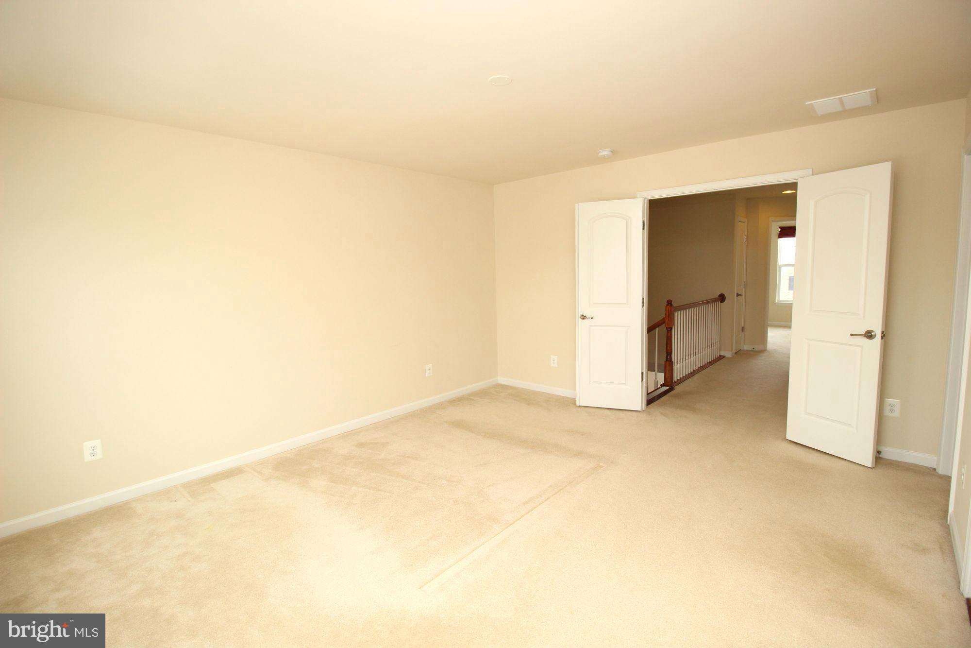 EAST GATE ONE - Residential Lease