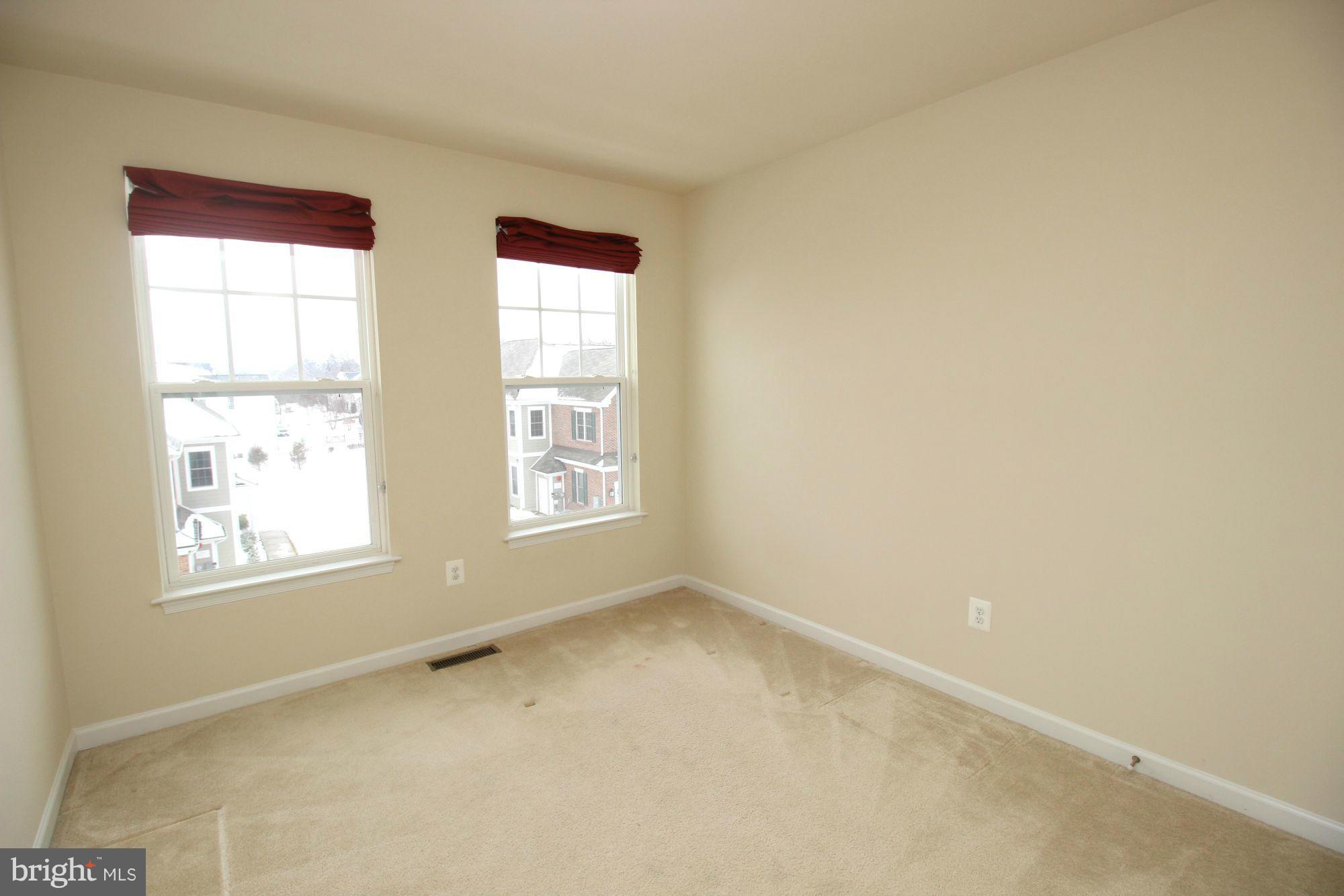 EAST GATE ONE - Residential Lease