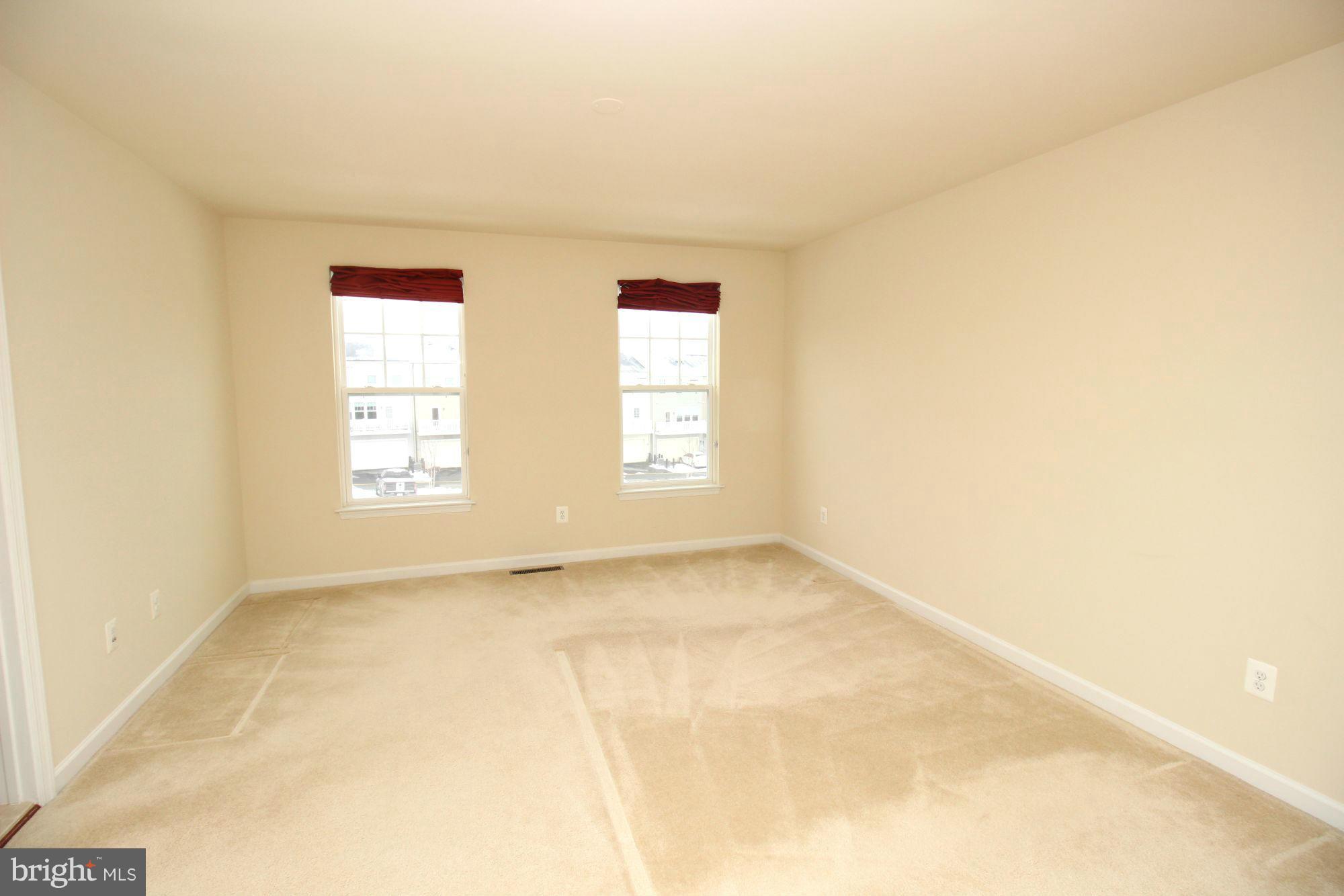 EAST GATE ONE - Residential Lease