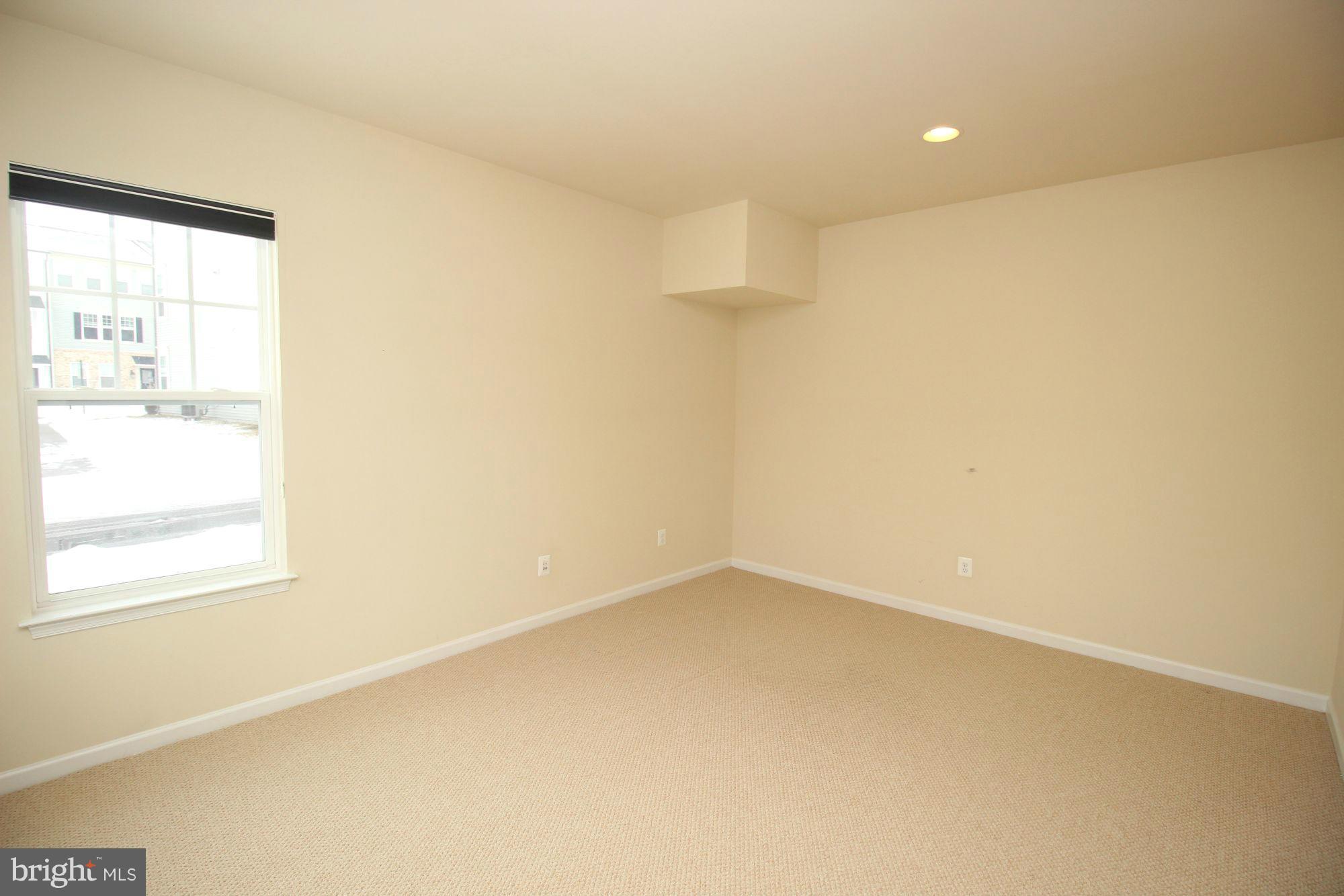 EAST GATE ONE - Residential Lease