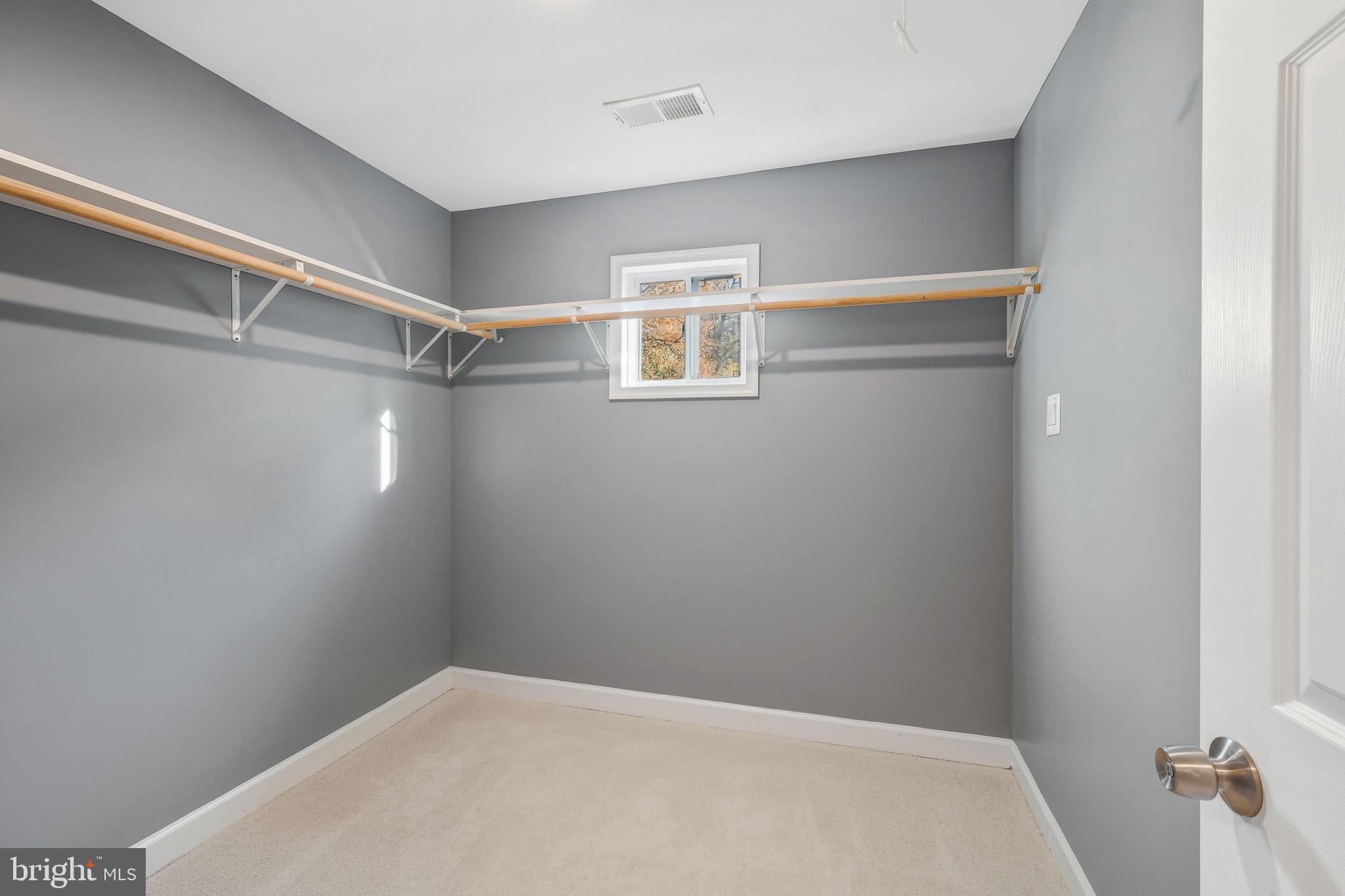 POHICK ESTATES - Residential