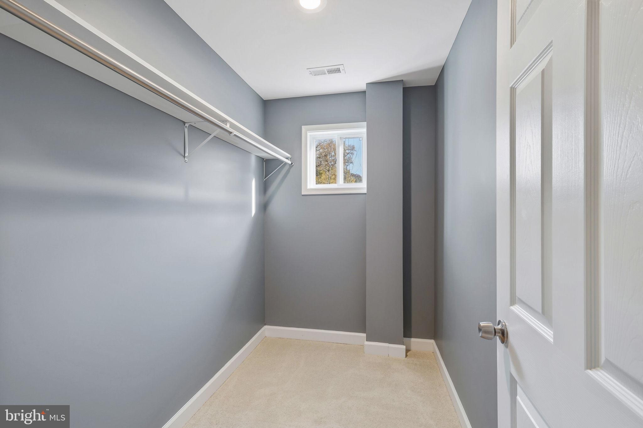 POHICK ESTATES - Residential