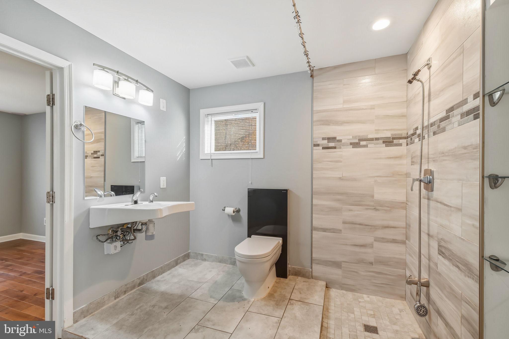 POHICK ESTATES - Residential