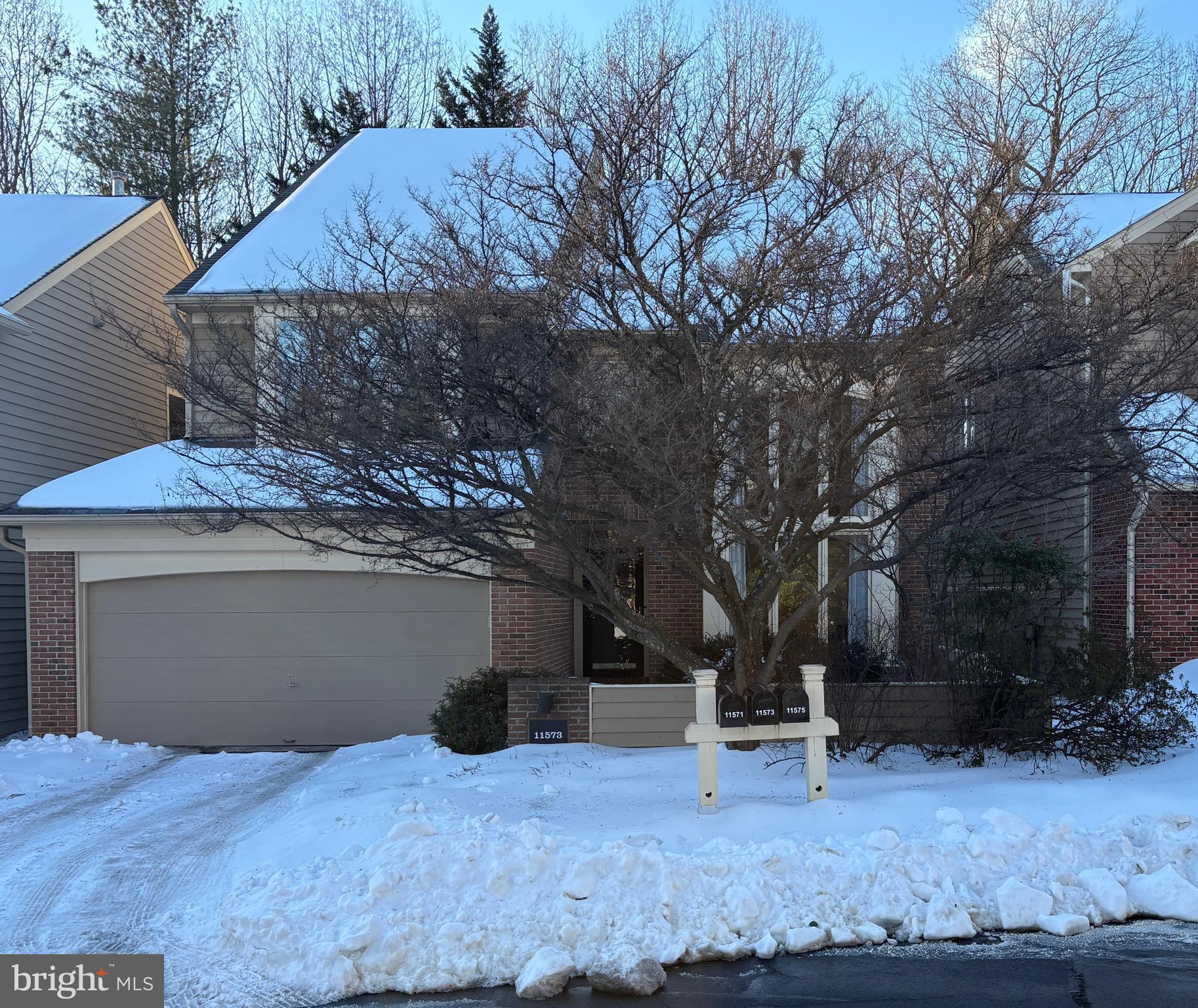 11573 HEMINGWAY DRIVE