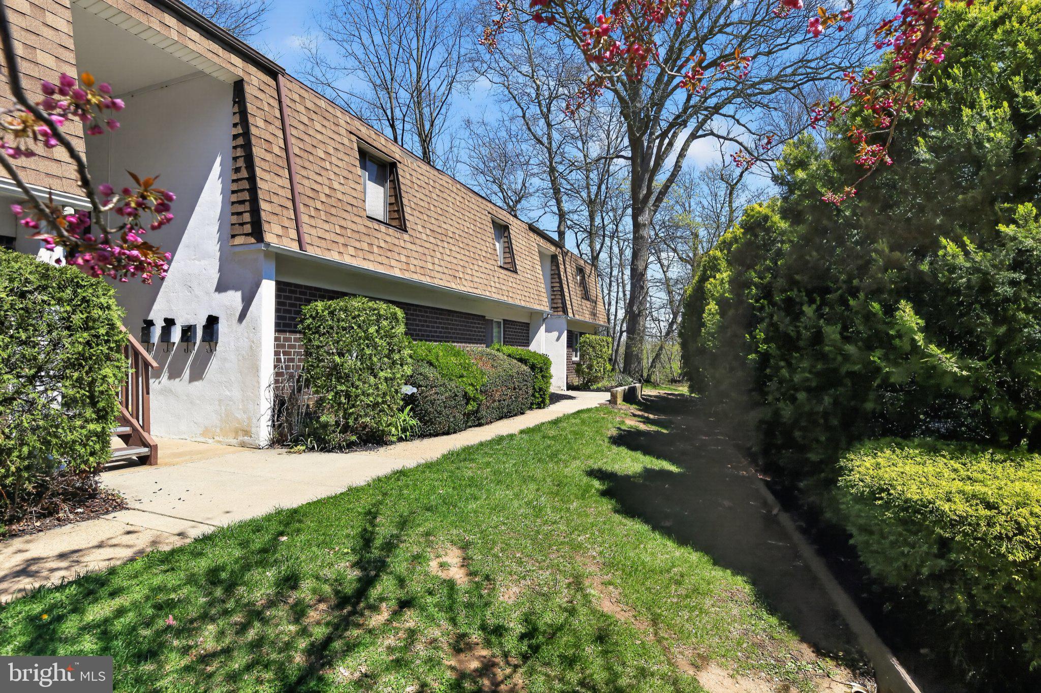 411 N STILES AVENUE B10 B-10