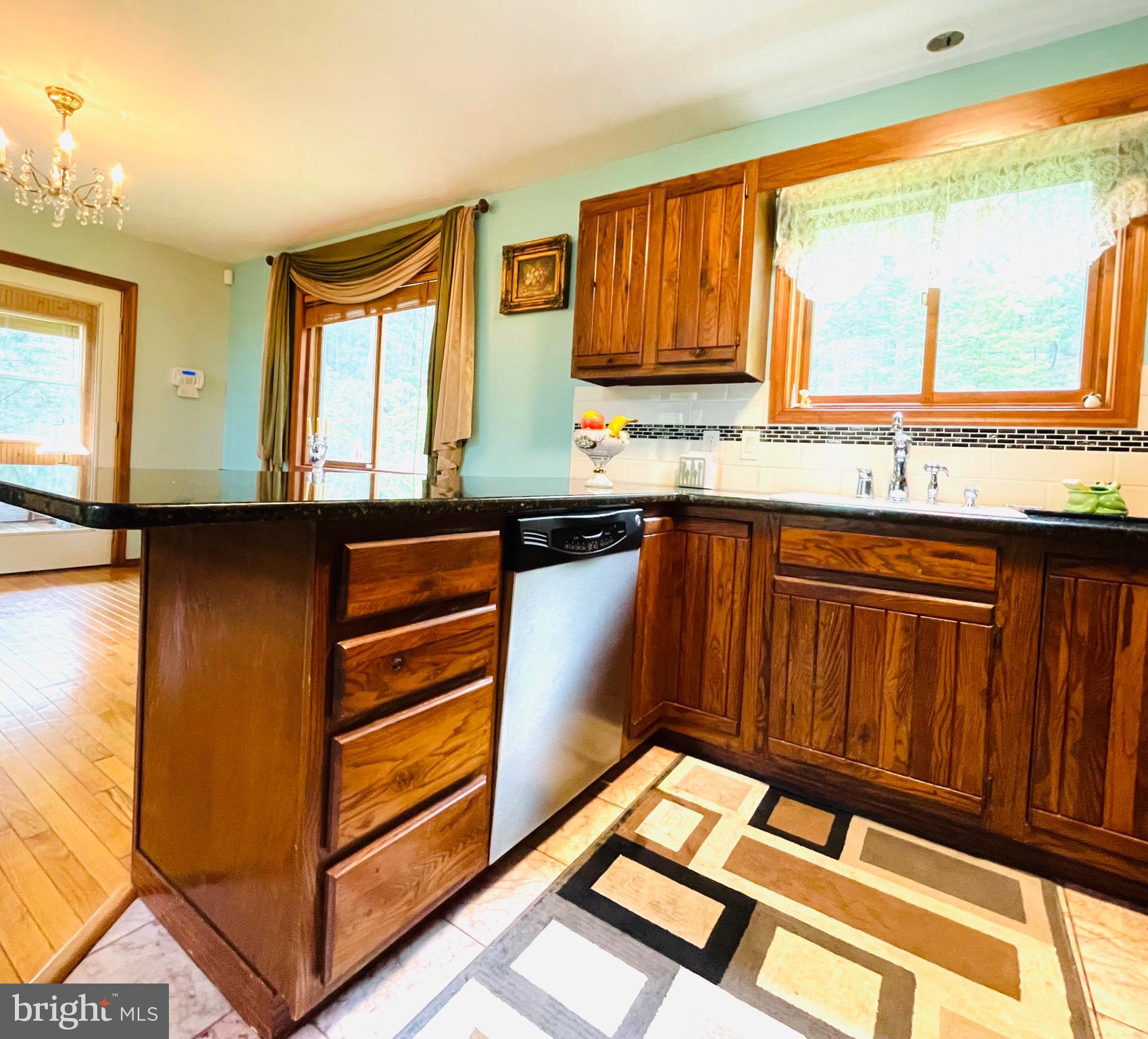 SAW CREEK ESTATES - Residential