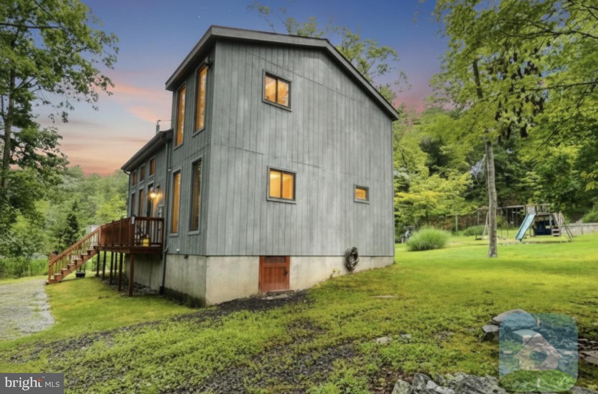 SAW CREEK ESTATES - Residential