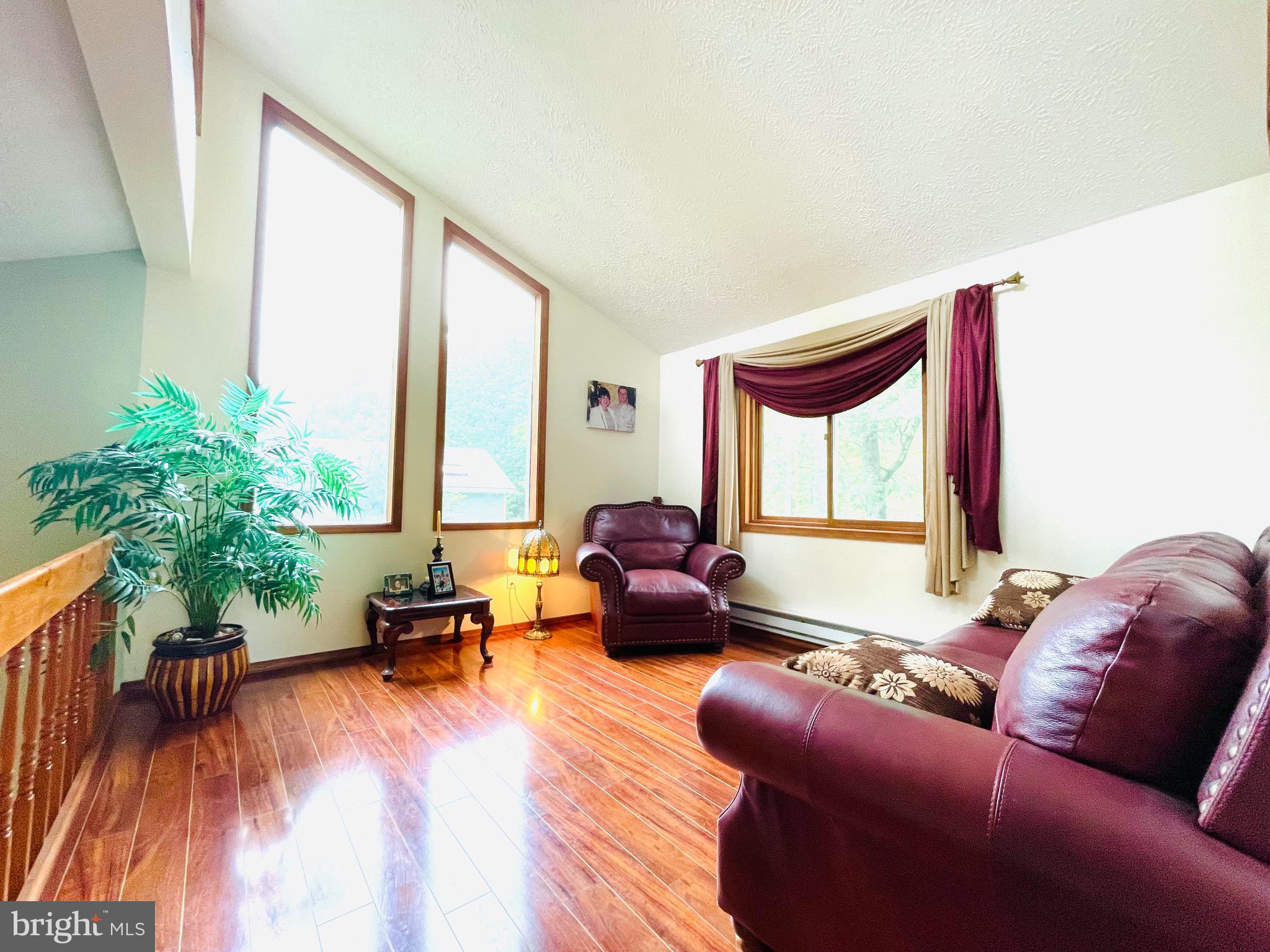 SAW CREEK ESTATES - Residential