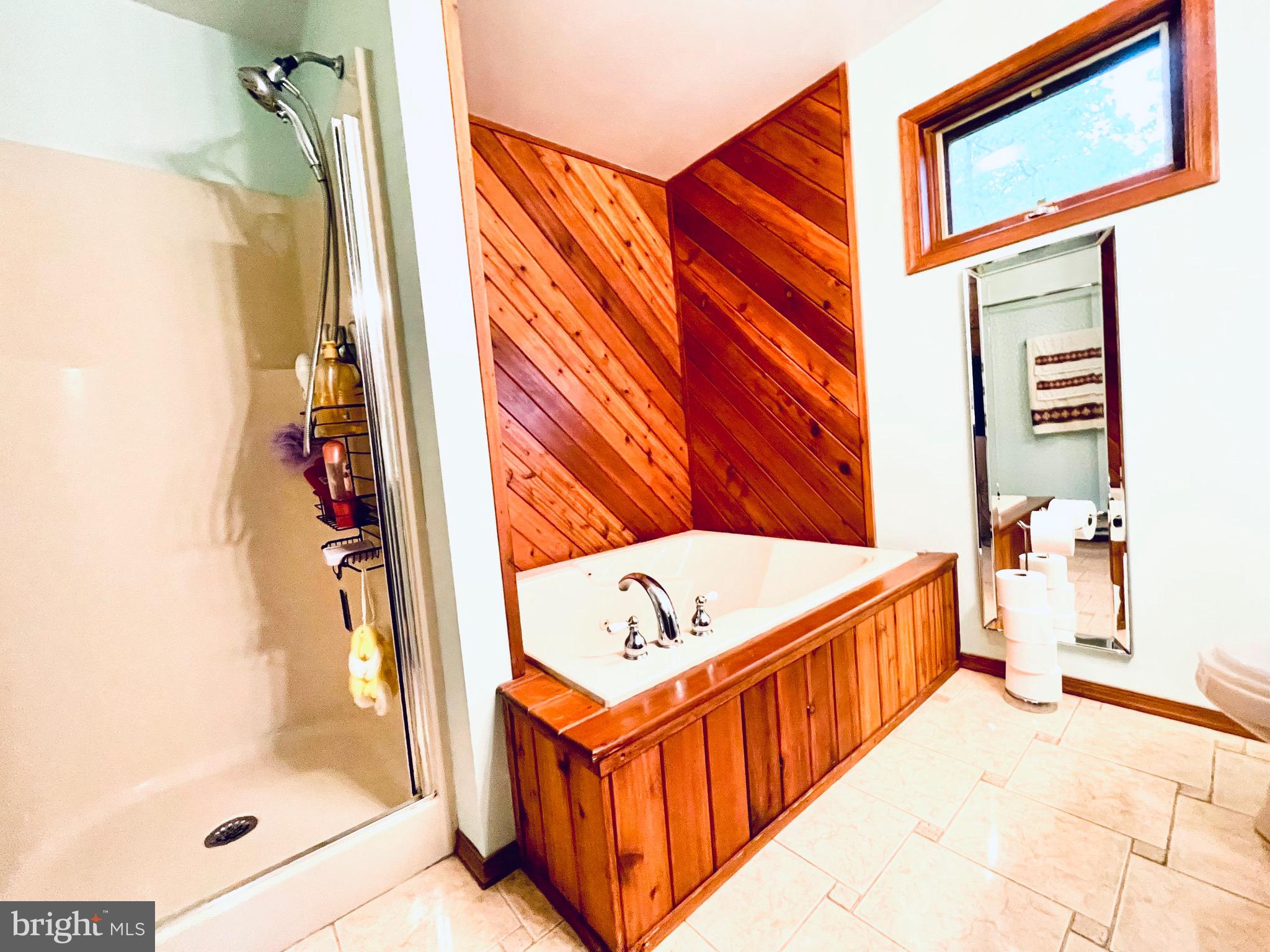 SAW CREEK ESTATES - Residential