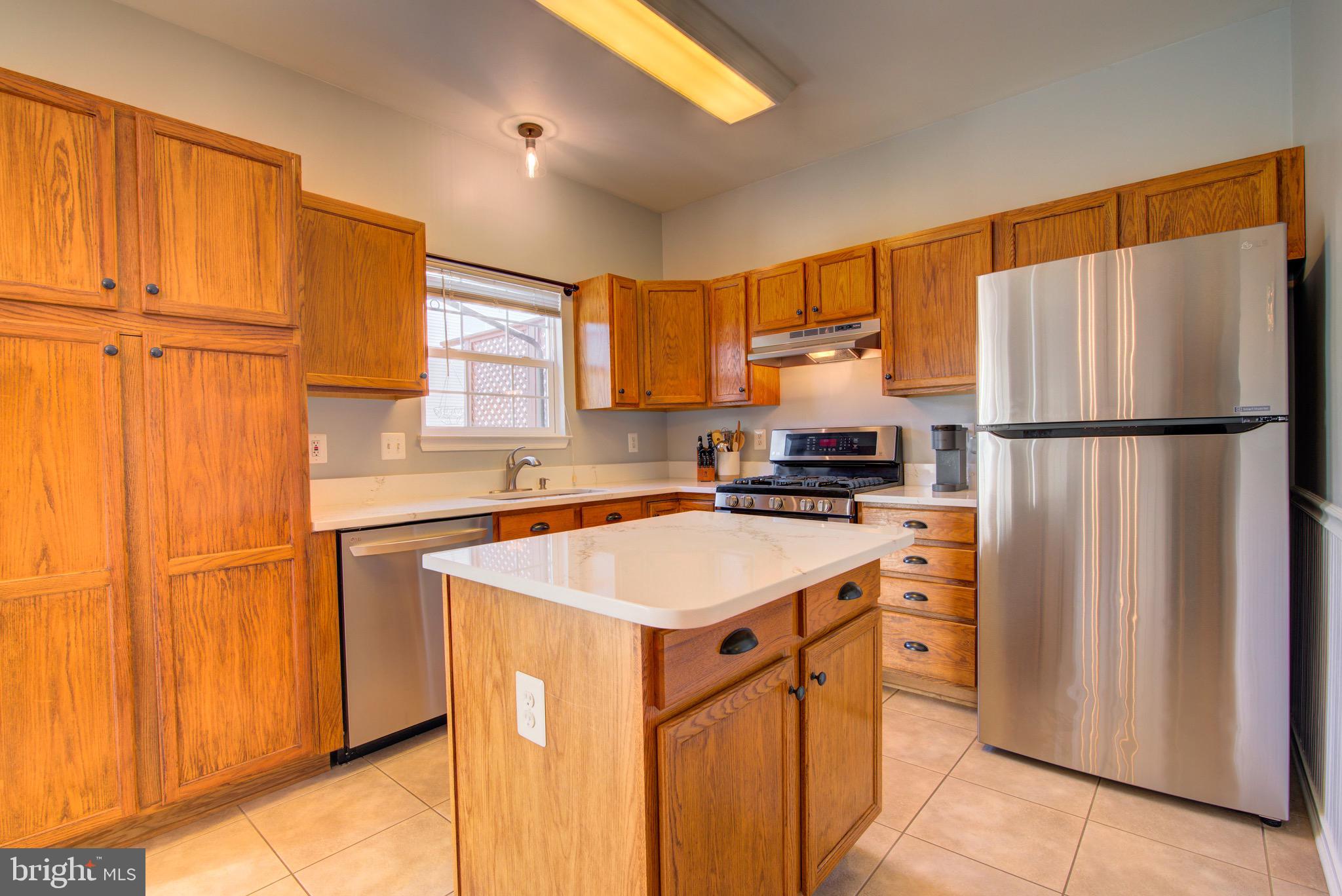 SYCAMORE HILL - Residential