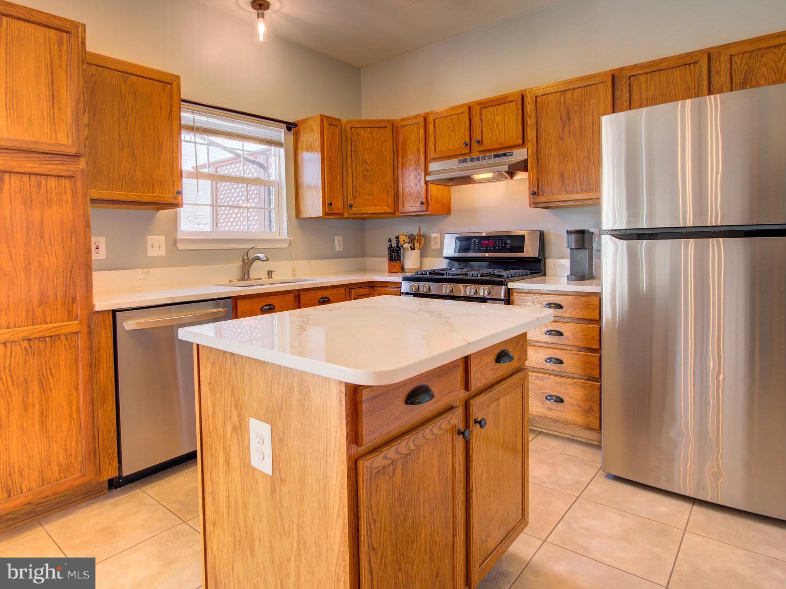 SYCAMORE HILL - Residential