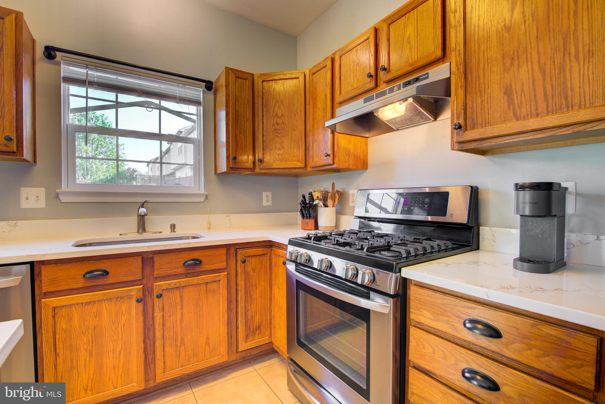 SYCAMORE HILL - Residential