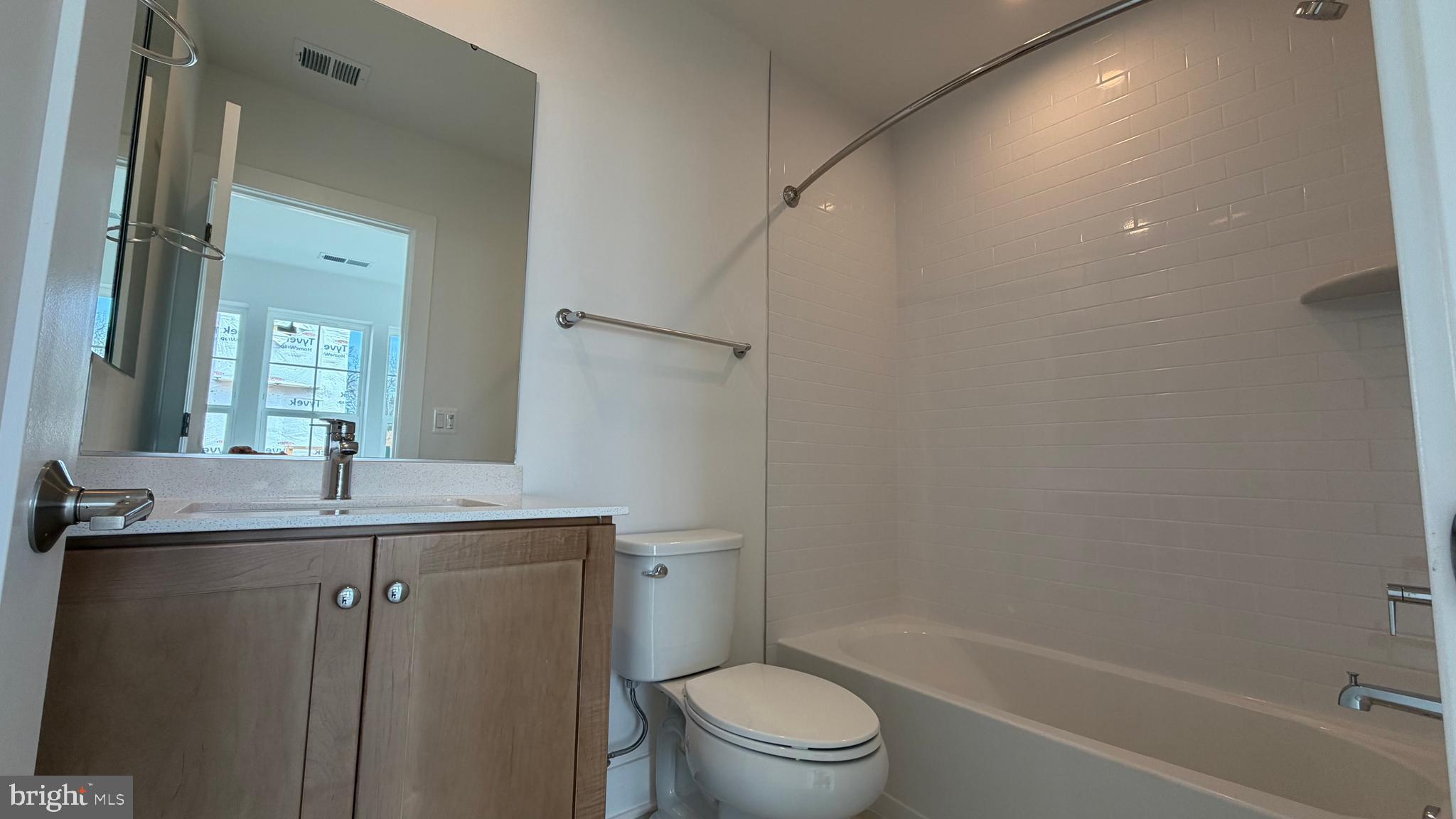 2106 HENSON NORRIS ST